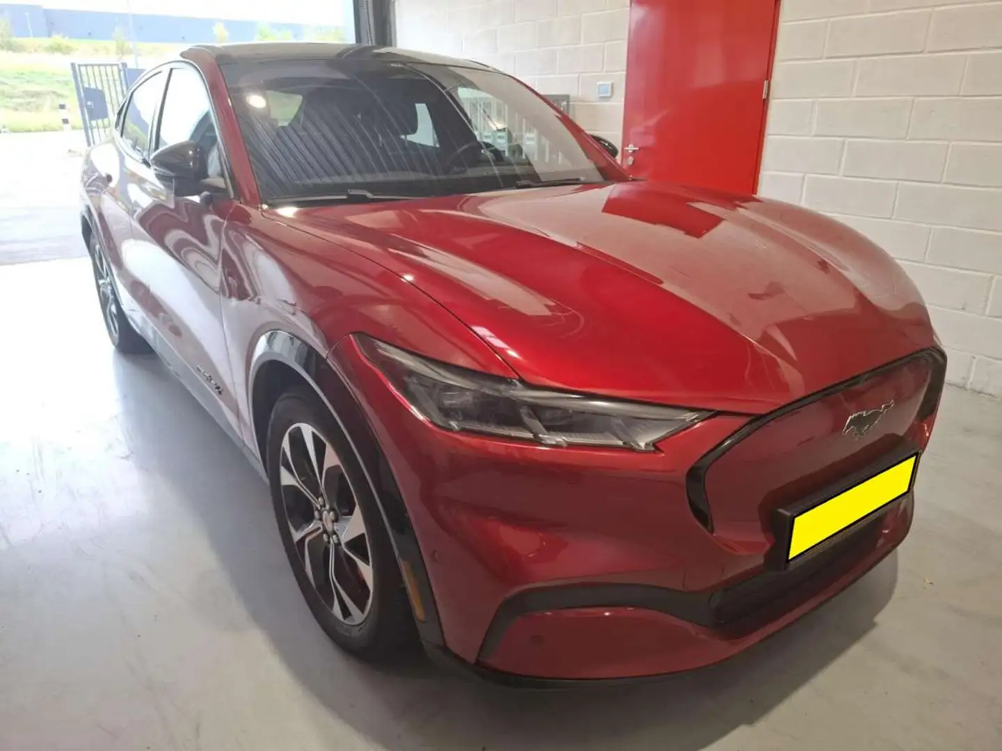 Ford Mustang Mach-E Extended Range 99kw/h 4WD Rouge - 1