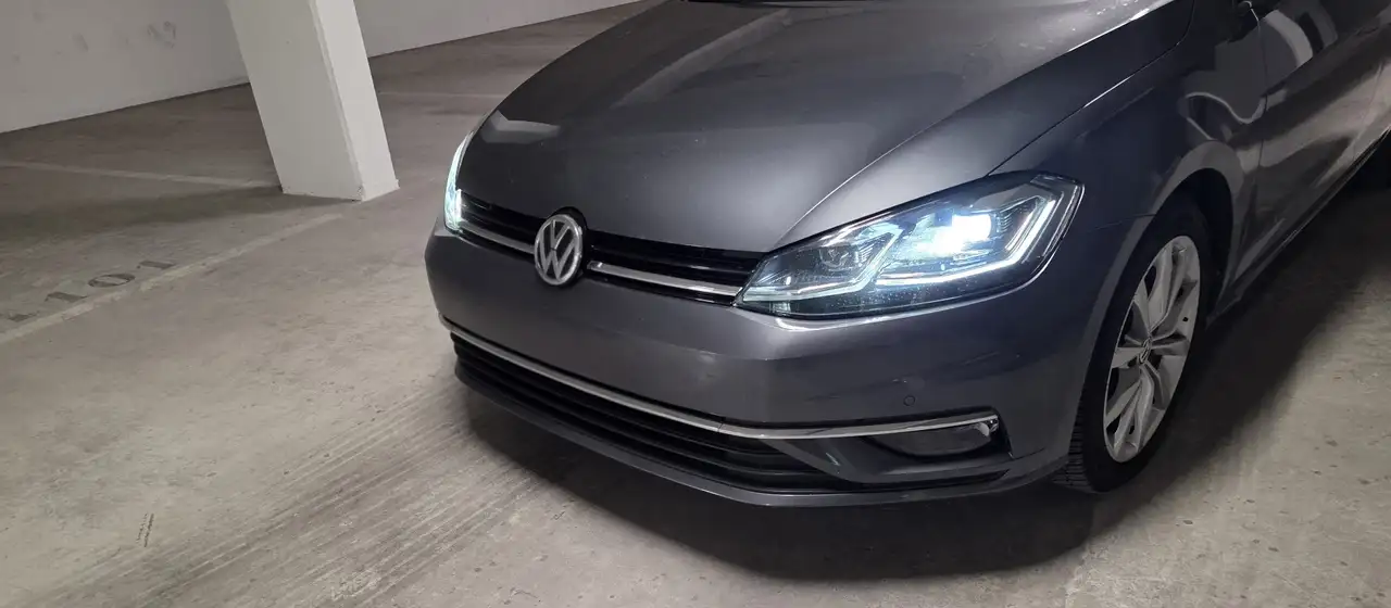 Volkswagen Golf Standard Model — photo 11