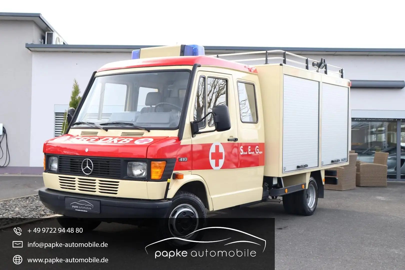 Mercedes-Benz T2 611 410 Sanitätsgerätewagen +BENZIN+38.000km+ Beige - 1