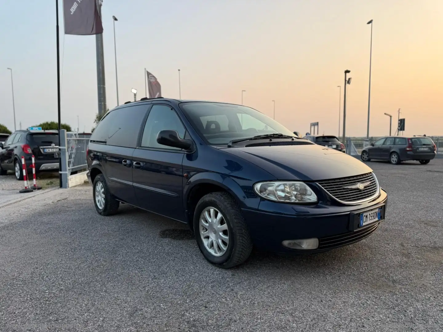 Chrysler Voyager Voyager 2.5 CRD CAT LX Leather - 1