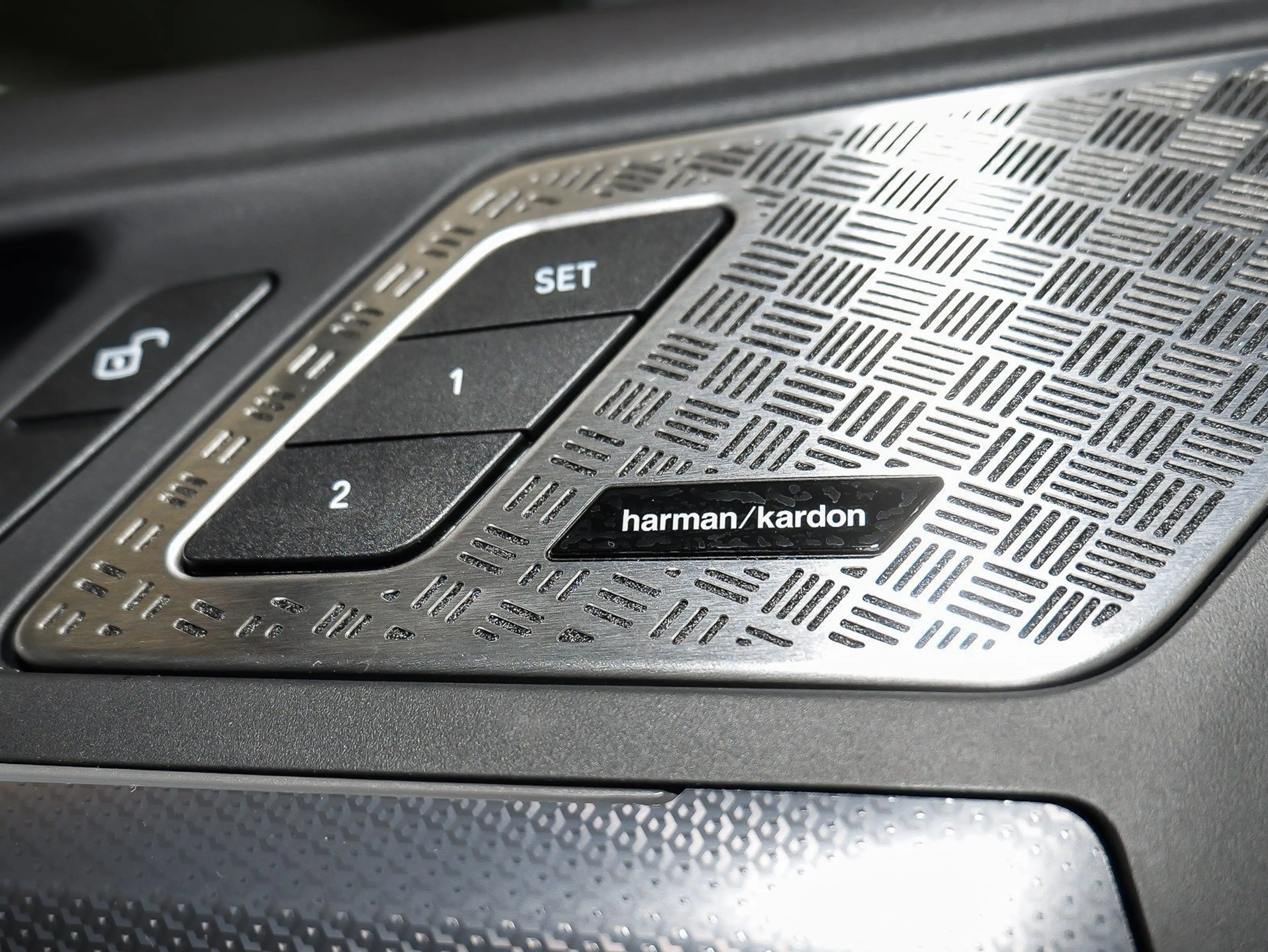 BMW 230 e xDrive M Sport HUD PANO ACC AHK RFK NAVI — photo 15