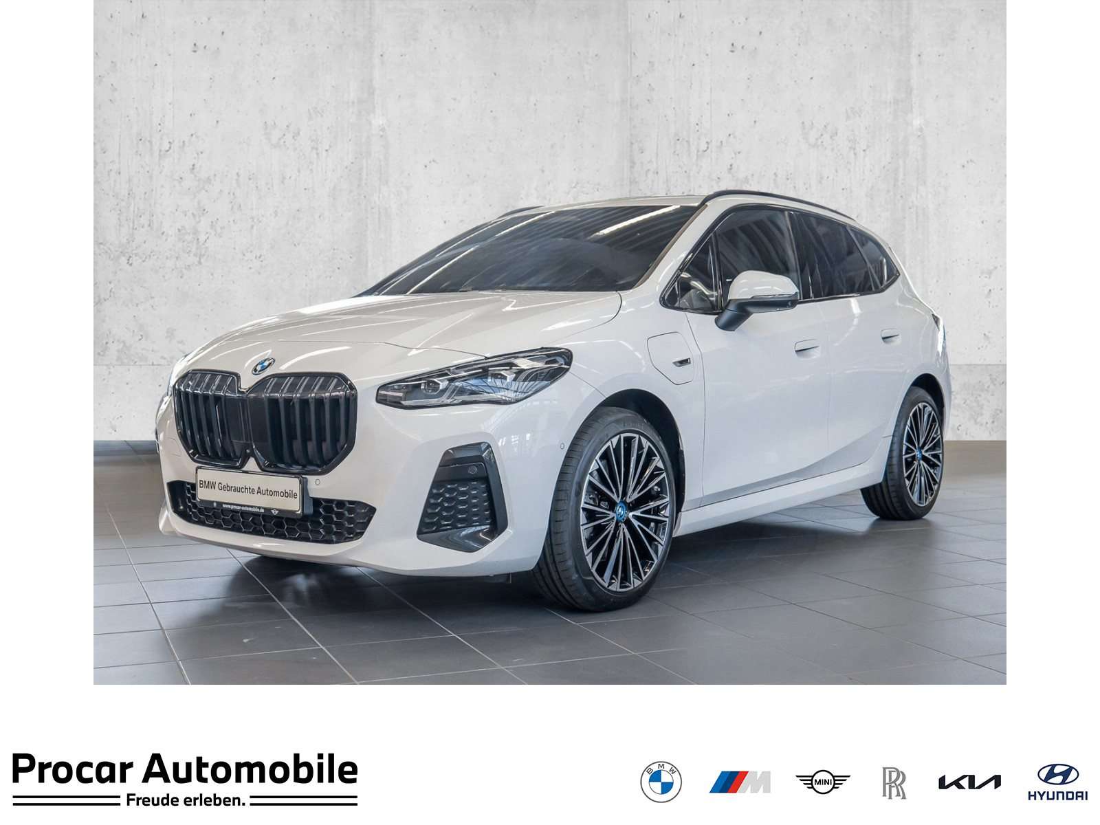 BMW 230