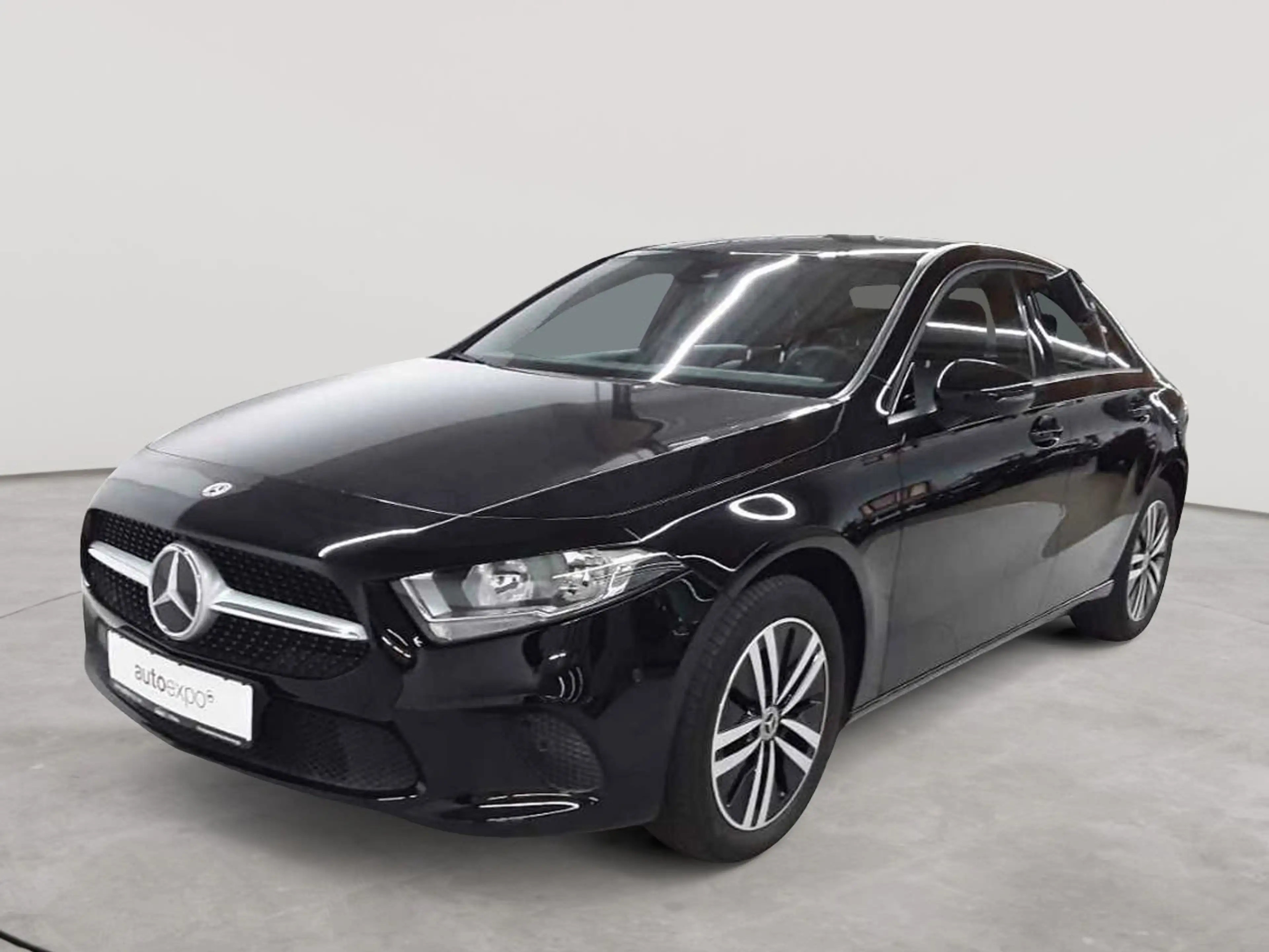 Mercedes-Benz A 250 A 250 e 8G-Style BusiP MBUX Sound — photo 2