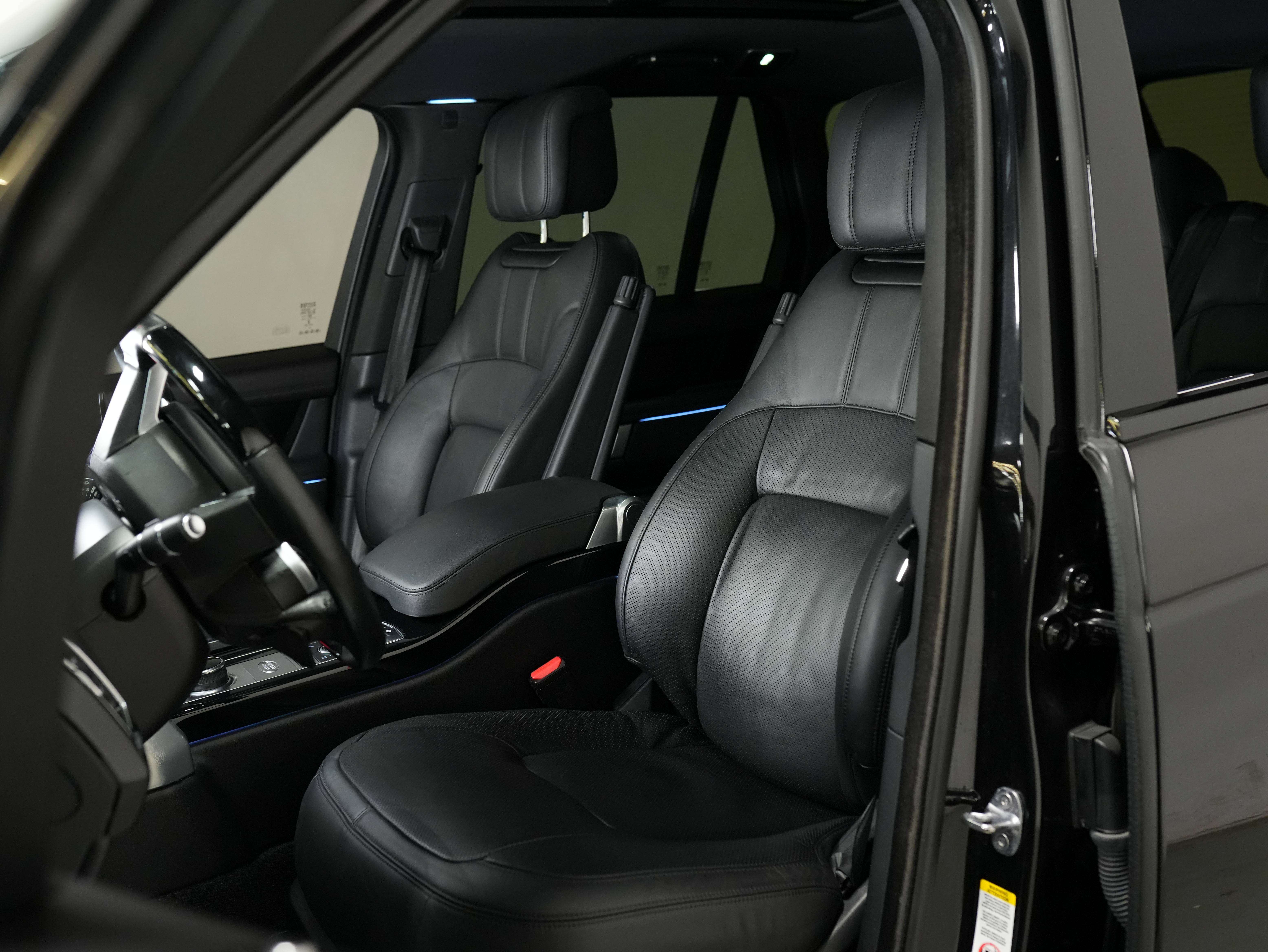used 2021 Land Rover Range Rover car, priced at $59,900