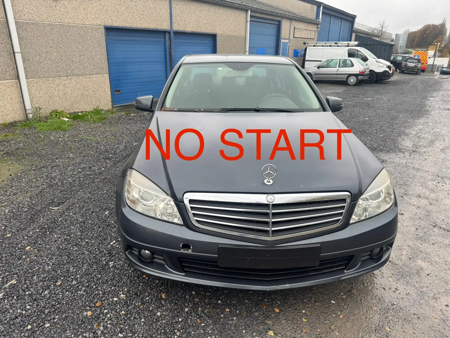 Mercedes-Benz C 200 C 200 CDI BE Essential Elegance Gris - 1