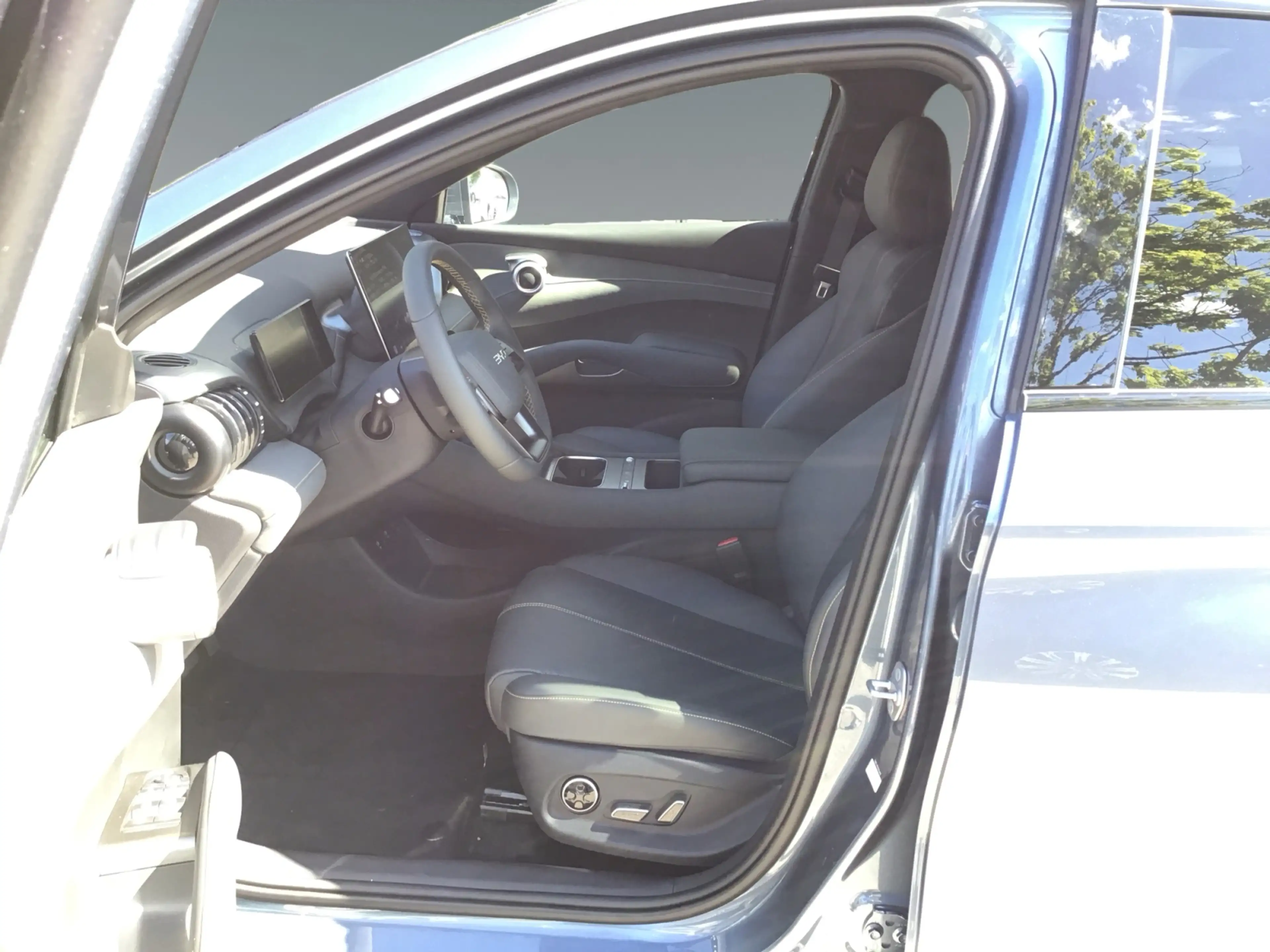 BYD Atto 3 ATTO 3 EVO Design — photo 8