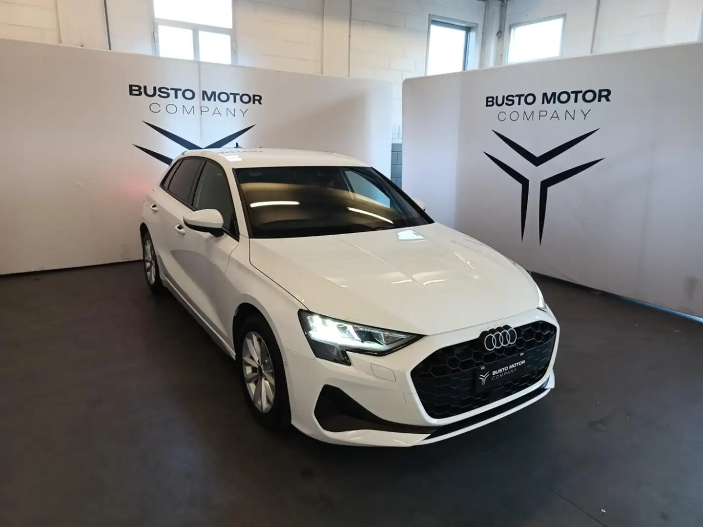 Audi A3 SPB 35 TFSI S tronic Mhev Blanc - 1
