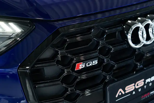 Audi SQ5 view 13