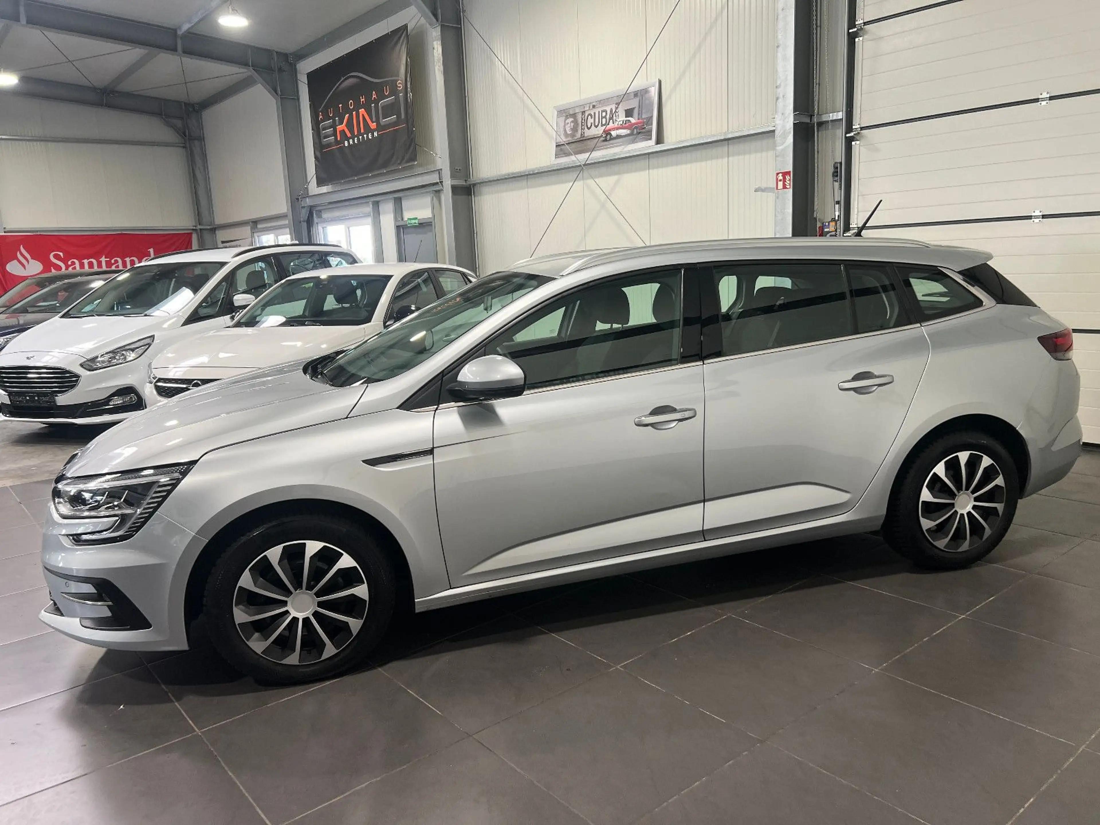 Renault Megane IV 1.5 dCi Grandtour **LED*Navi*Kamera** — photo 3
