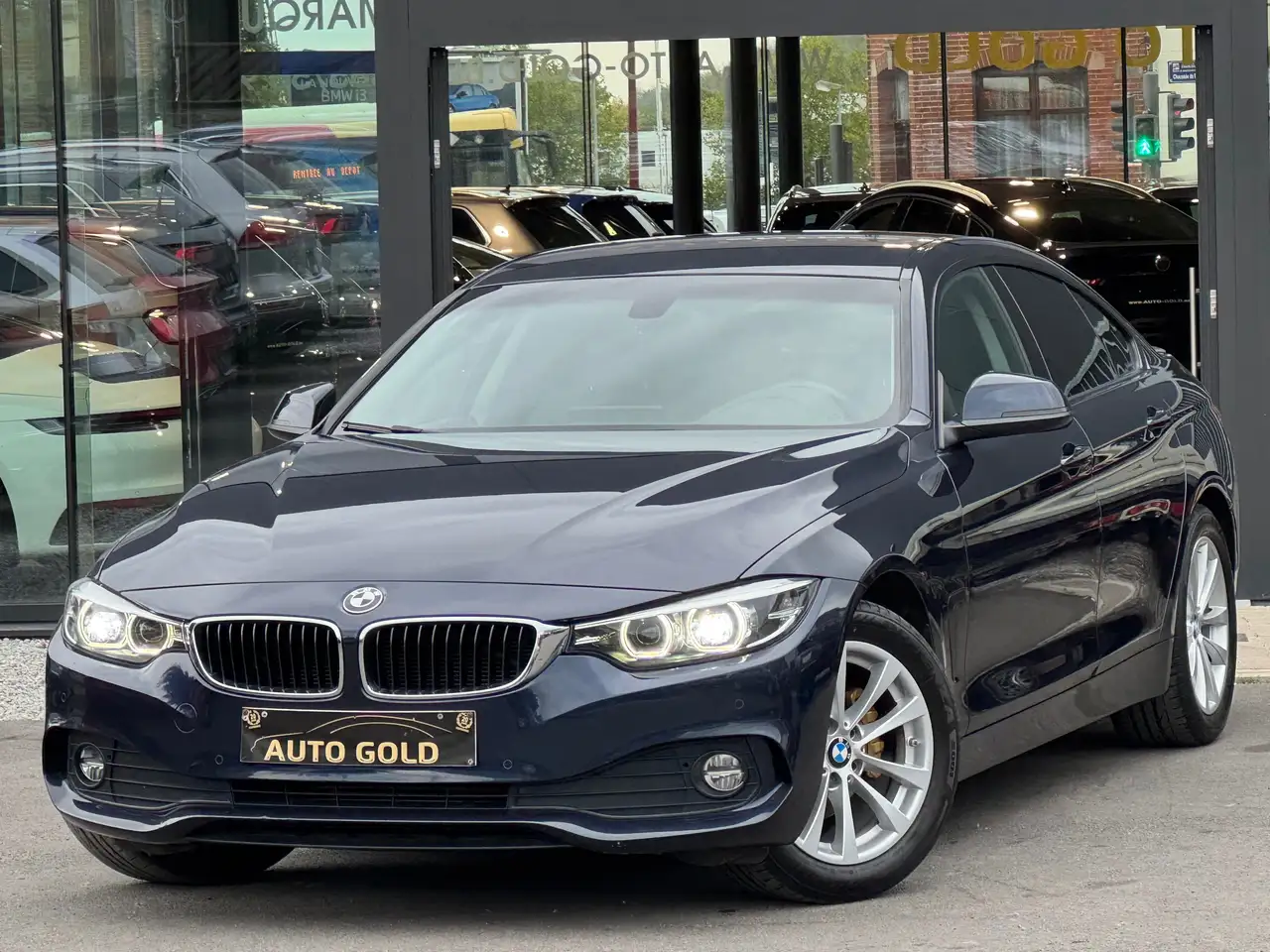 BMW 418
