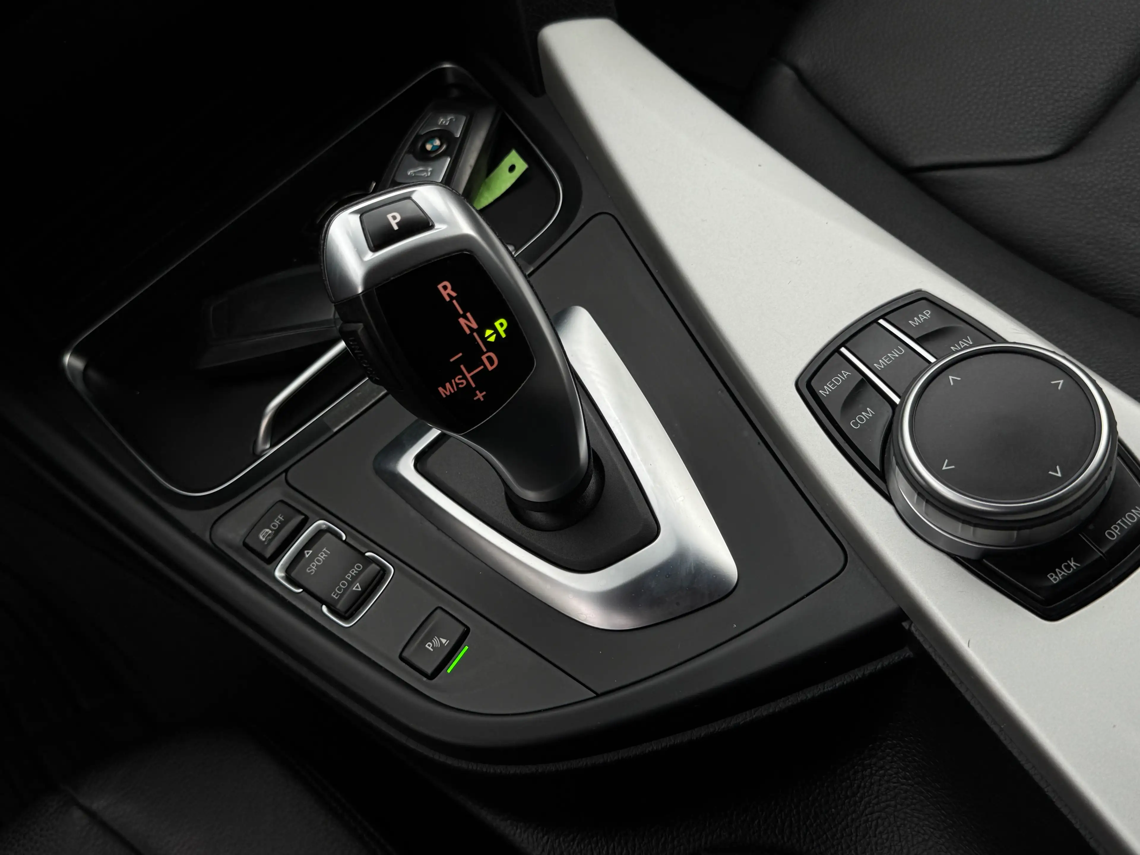 BMW 418 dA GRANCOUPE / BOITE AUTO / PACKSPORT / FULLOPTIONS / 1PROP CARNET — photo 14