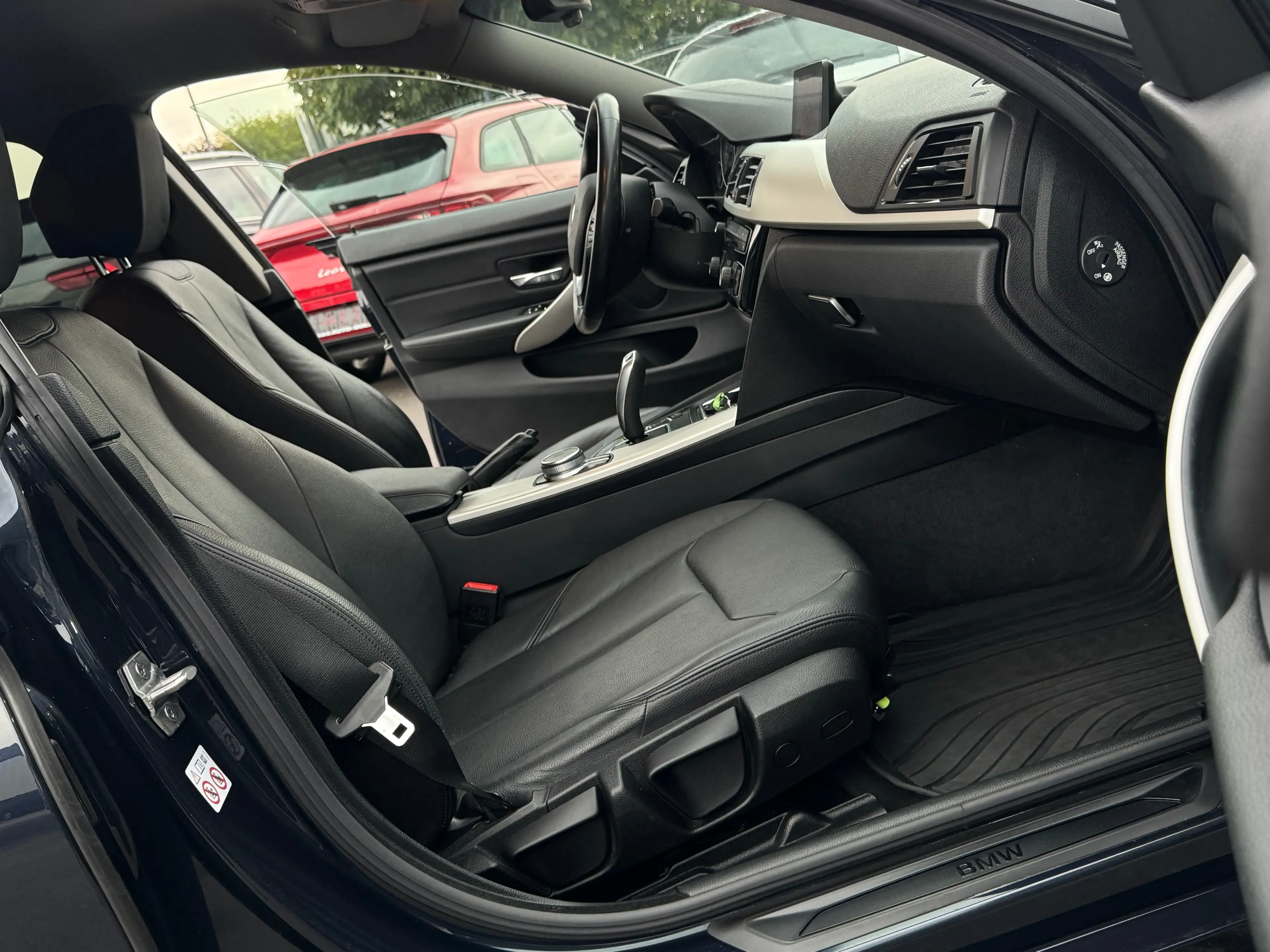 BMW 418 dA GRANCOUPE / BOITE AUTO / PACKSPORT / FULLOPTIONS / 1PROP CARNET — photo 11
