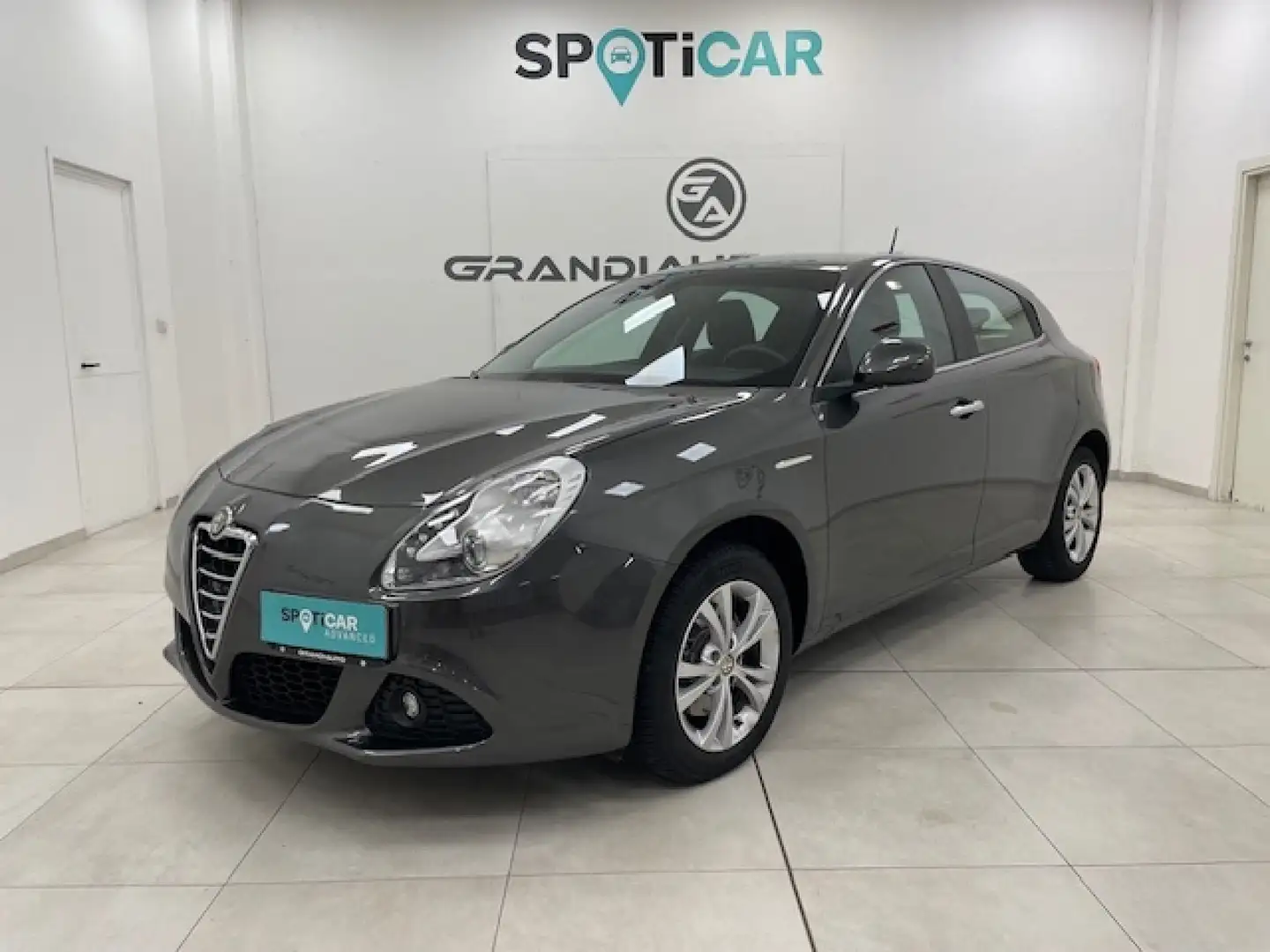 Alfa Romeo Giulietta III 2010 -  2.0 jtdm(2) Distinctive 170cv Grau - 1