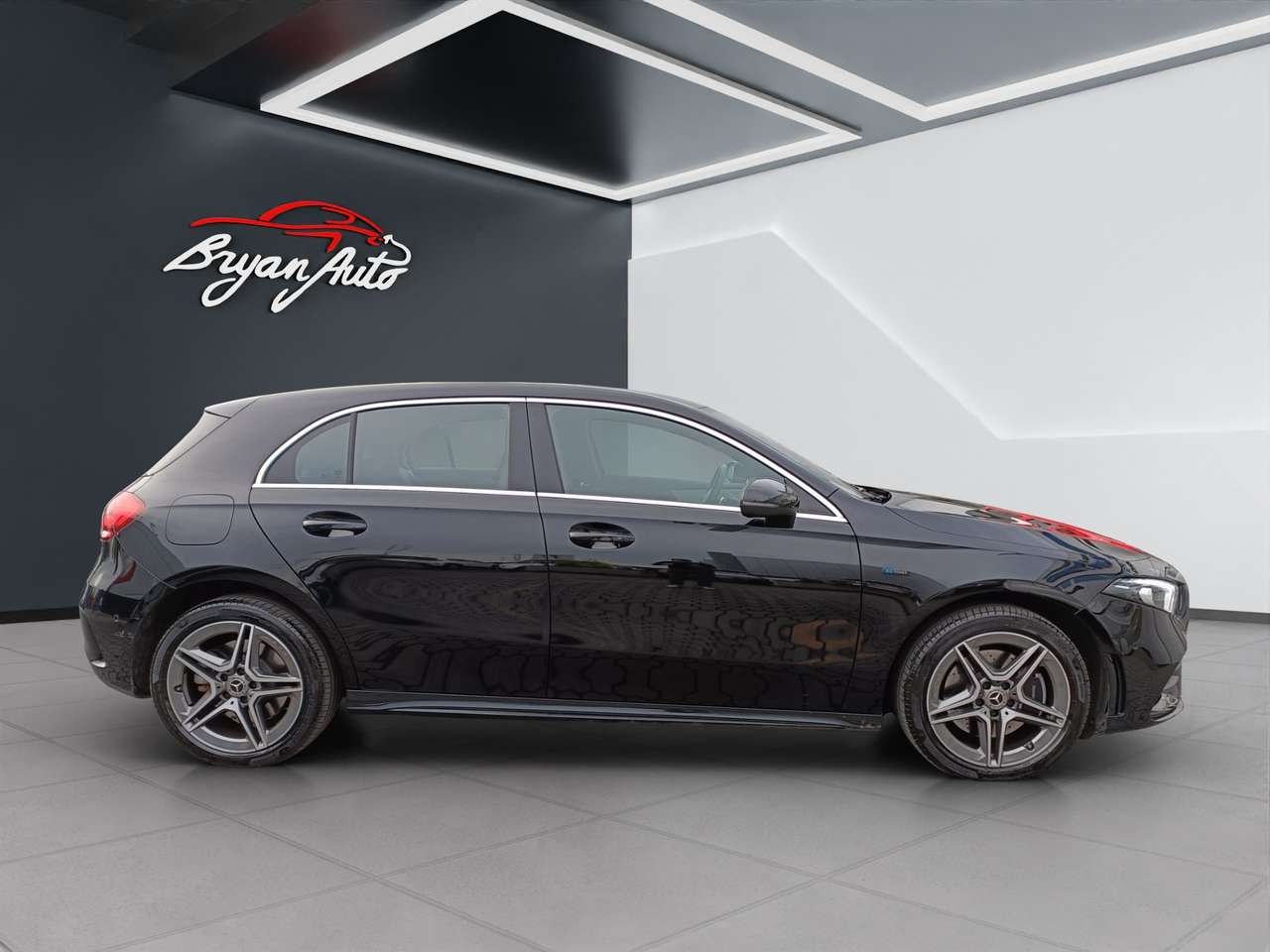 Mercedes-Benz A 250 e phev (eq-power) Premium auto PACCHETTO AMG