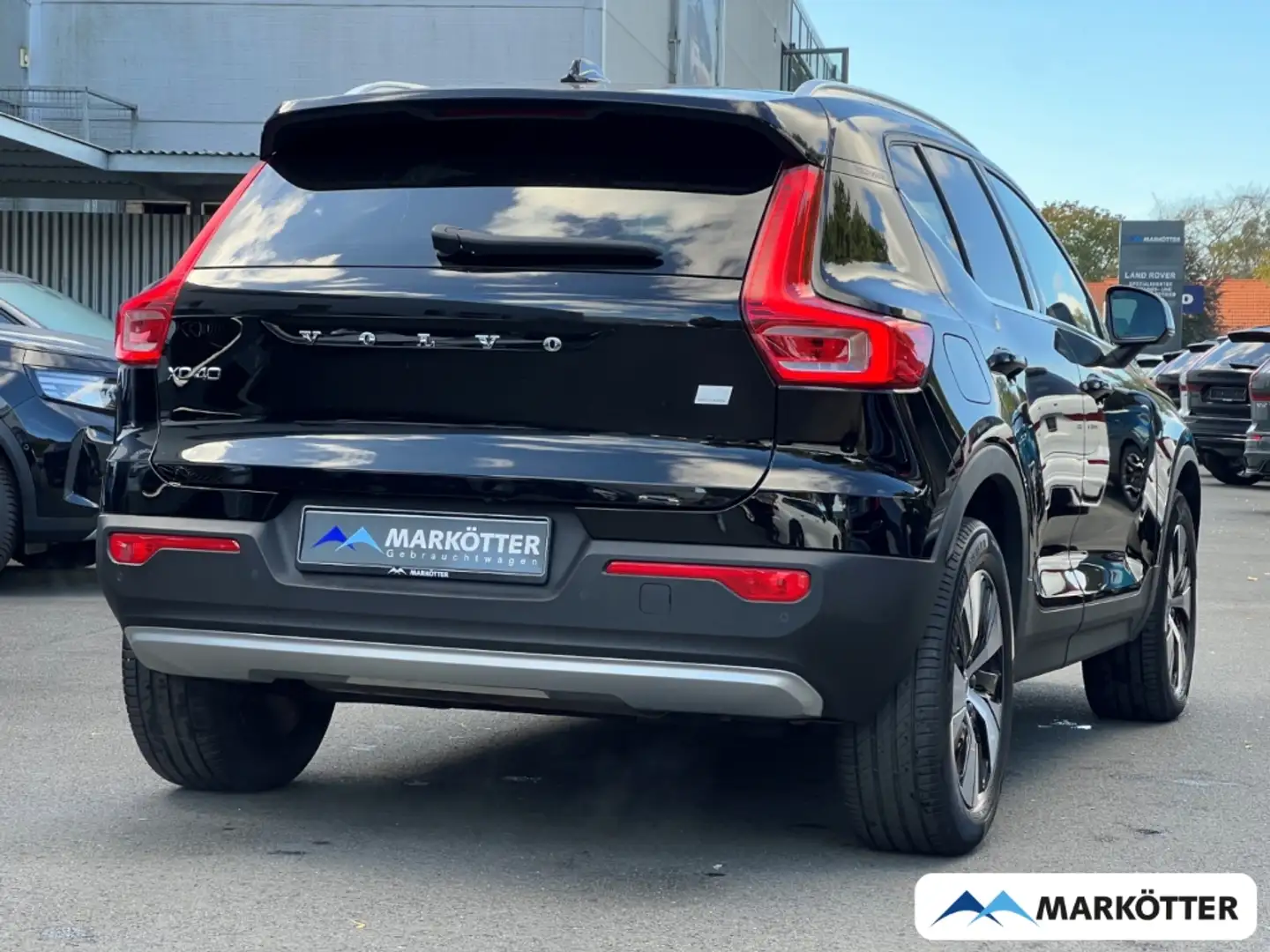 Volvo XC40 T4 Recharge Inscription Expression AHK/PANO Schwarz - 2