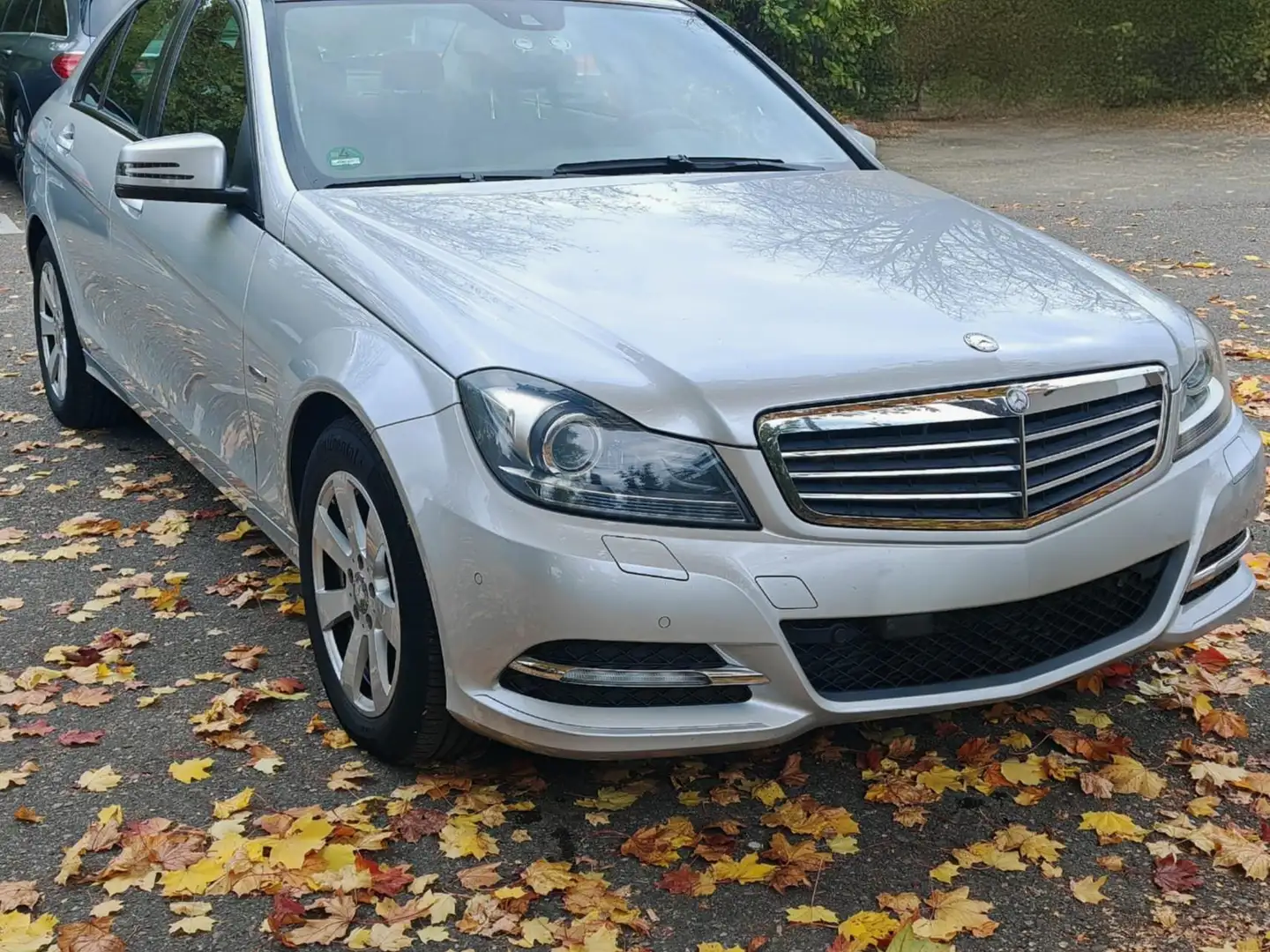 Mercedes-Benz C 250 C-Klasse Diesel CDI DPF 4Matic Avantgarde Argintiu - 1