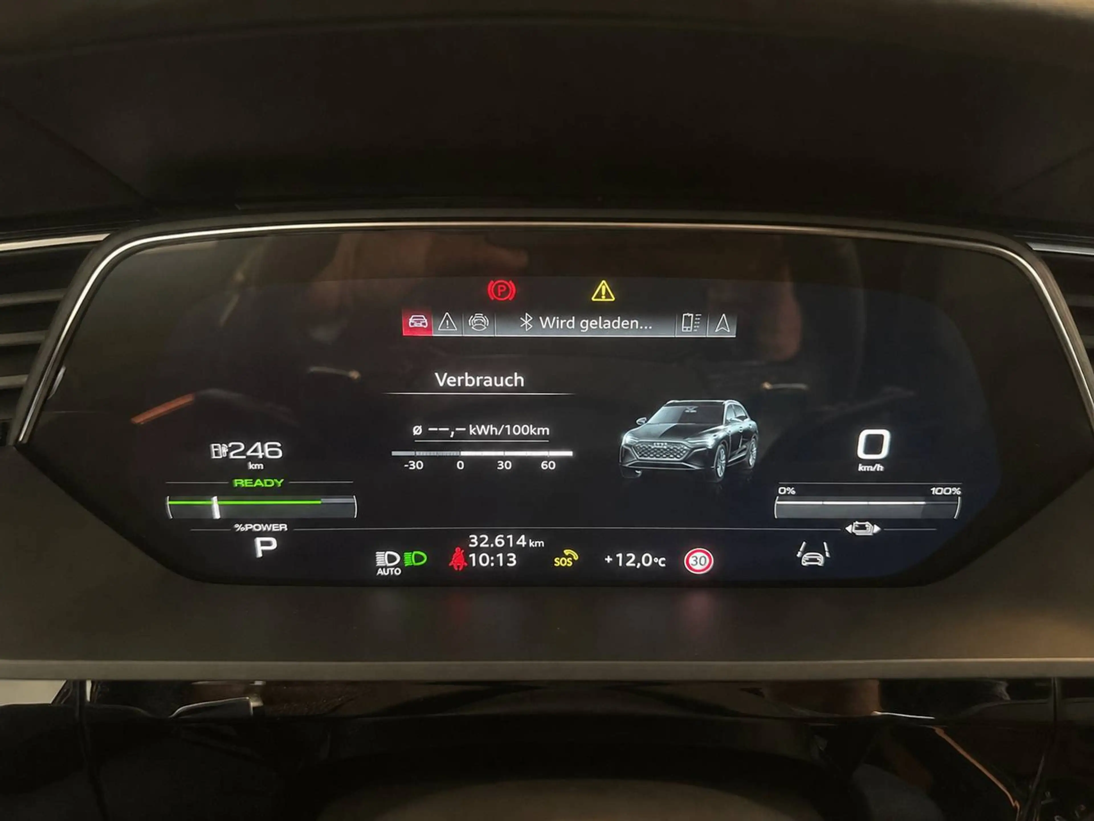 Audi Q8 e-tron 50 quattro advanced — photo 11