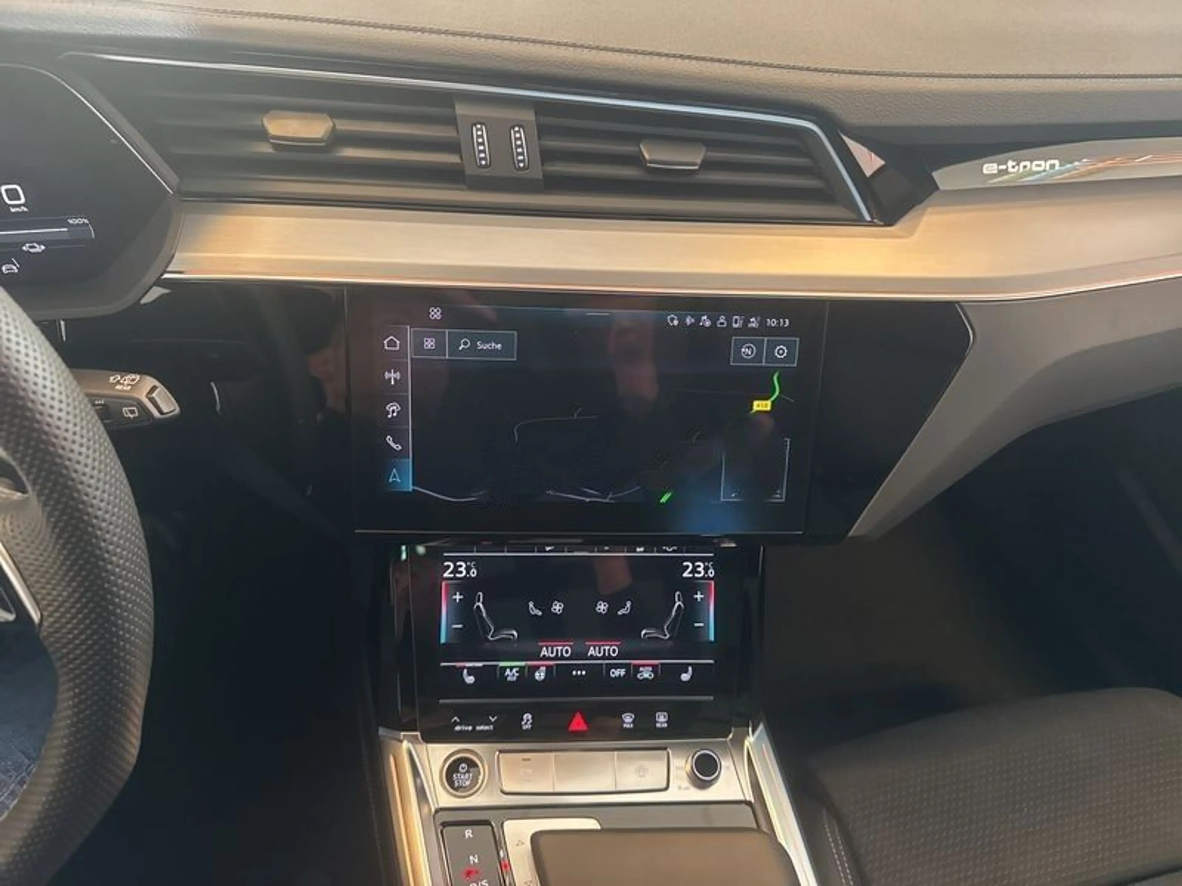 Audi Q8 e-tron 50 quattro advanced — photo 12