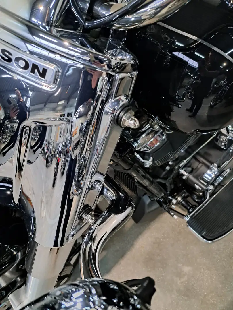 Harley-Davidson Freewheeler TRIKE Noir - 2