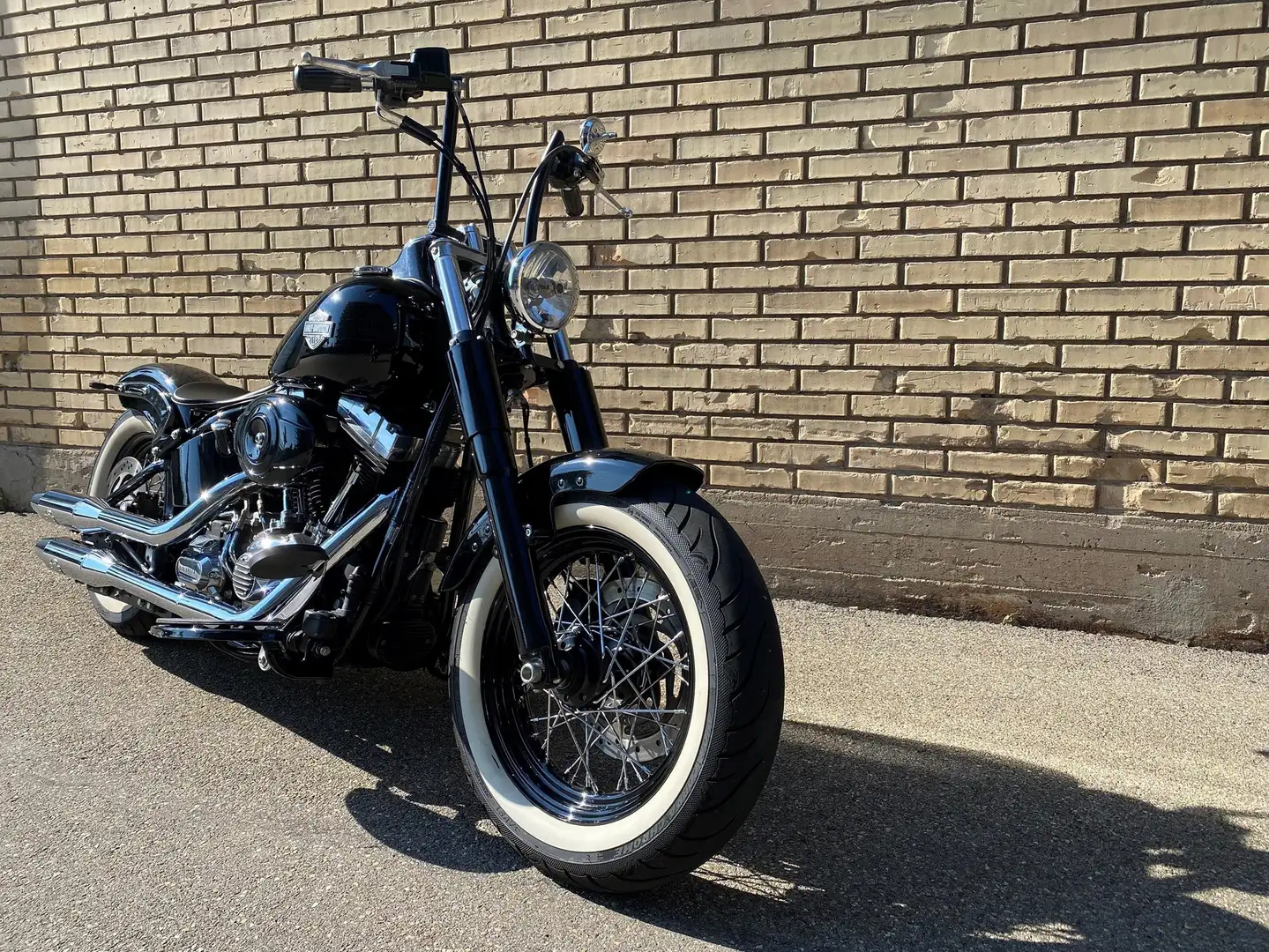 Harley-Davidson Softail Slim Чорний - 1
