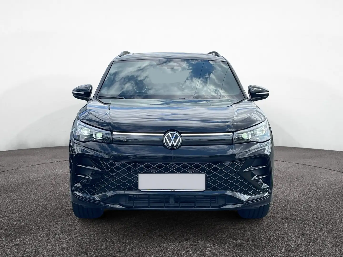 Volkswagen Tiguan R-Line 4Mo. TDI DSG|PANO|AHK|eHECK|DCC Schwarz - 2