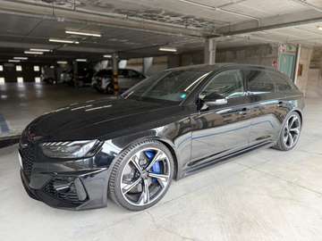 Audi RS4 Avant FULL | Carbon Ceramic | B&O | Dynamic Plus | Garanzia 2027