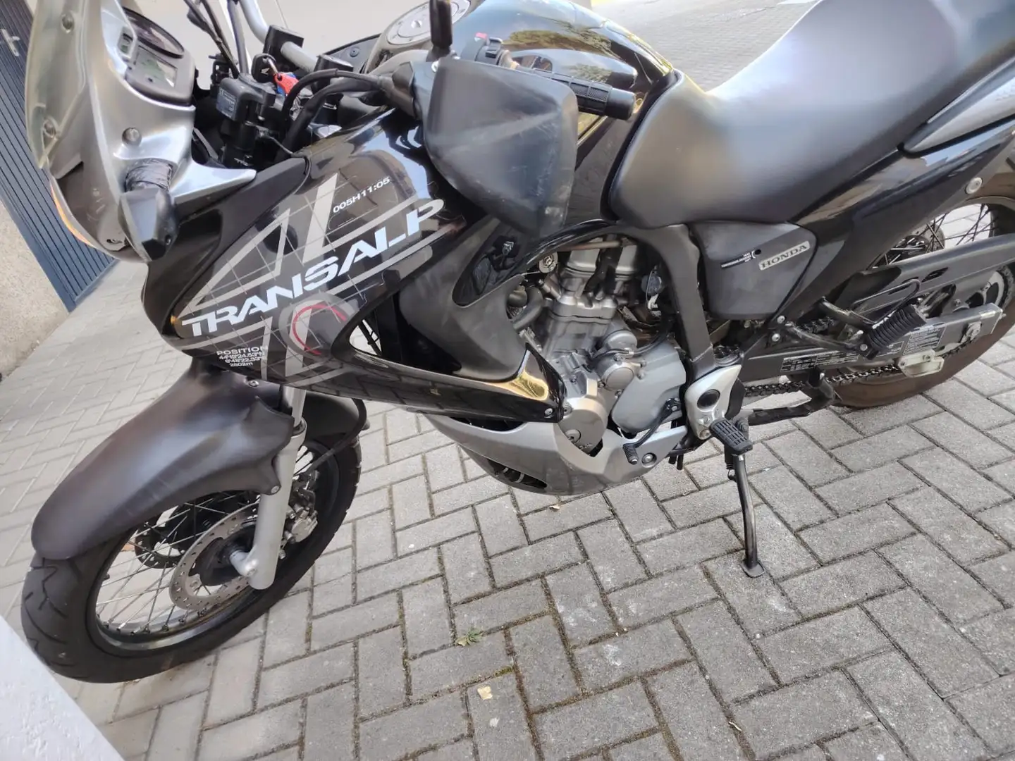 Honda XL 700 Transalp V Zwart - 1