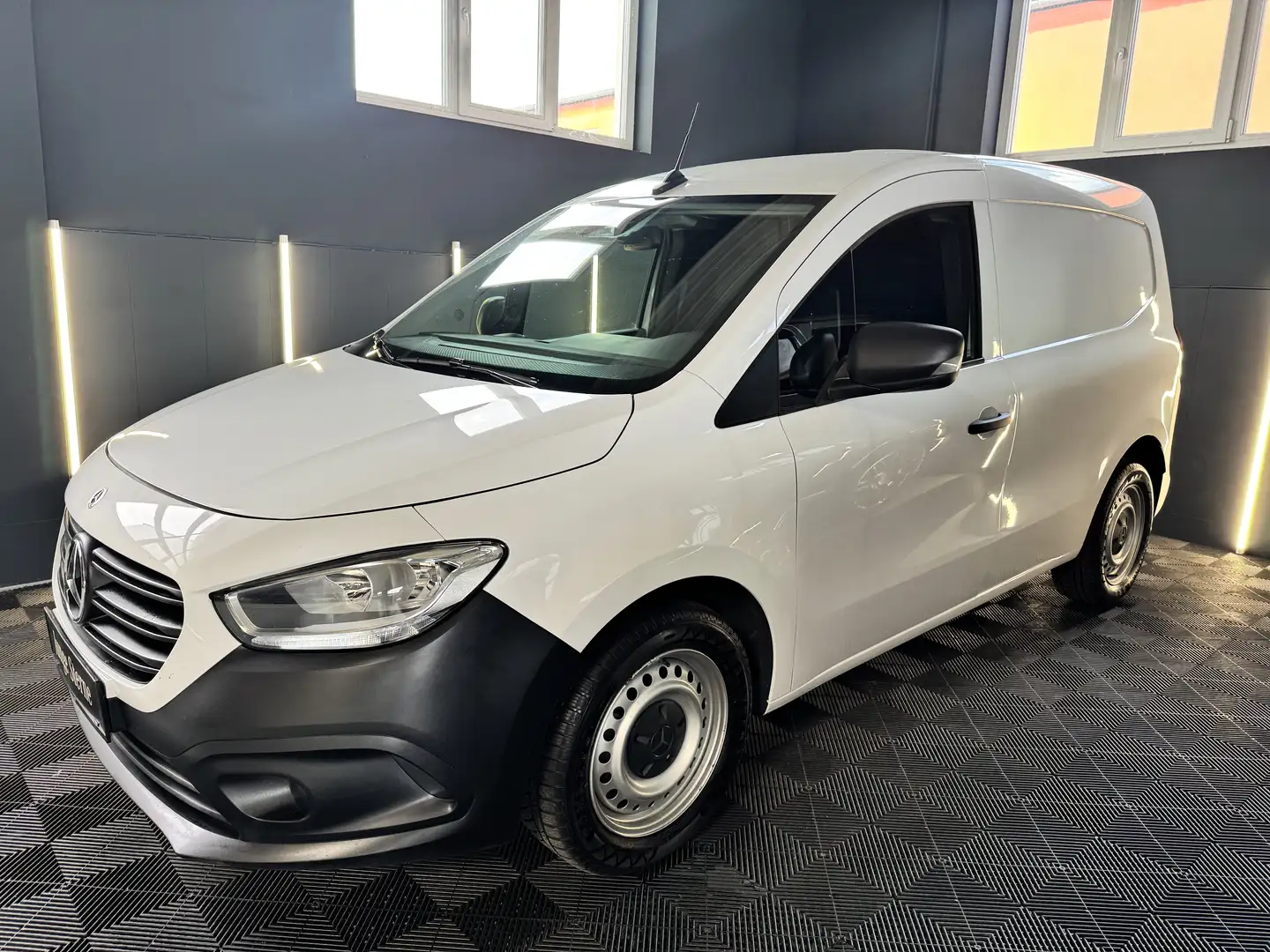 Mercedes-Benz Citan 112 CDI Wertpaket bis 200.000KM/1Besitz/AHK/Kamera Weiß - 2