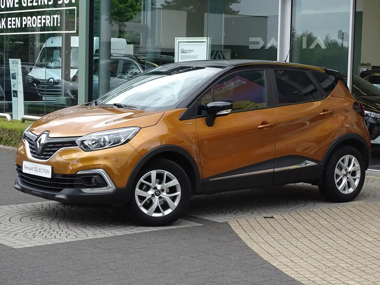 Renault Captur TCe 90 LIMITED Orange - 1