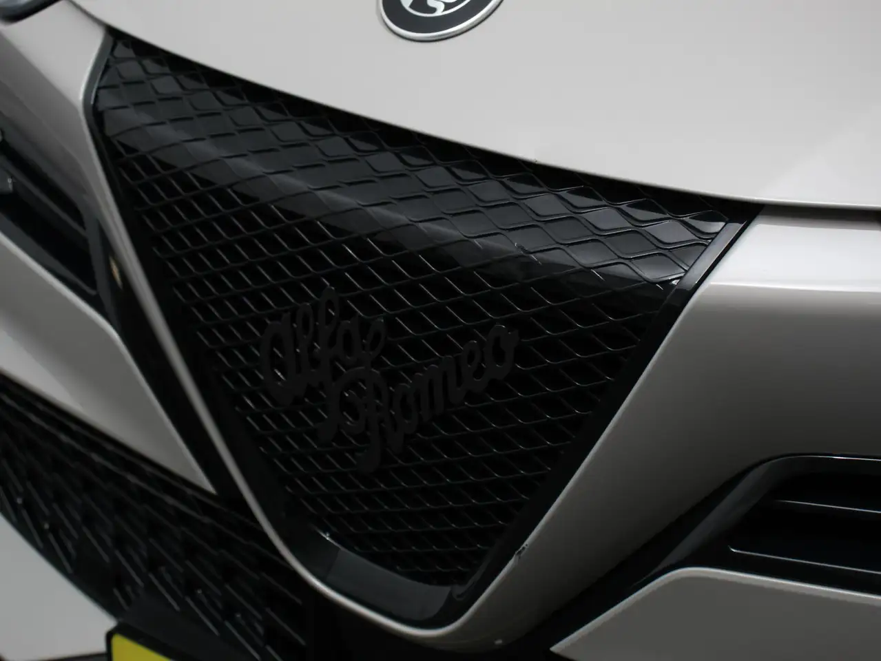 Alfa Romeo Junior 2025 — фото 13