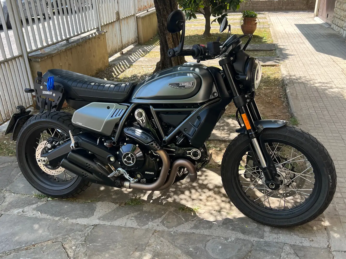Ducati Scrambler Nightshift Grigio - 2