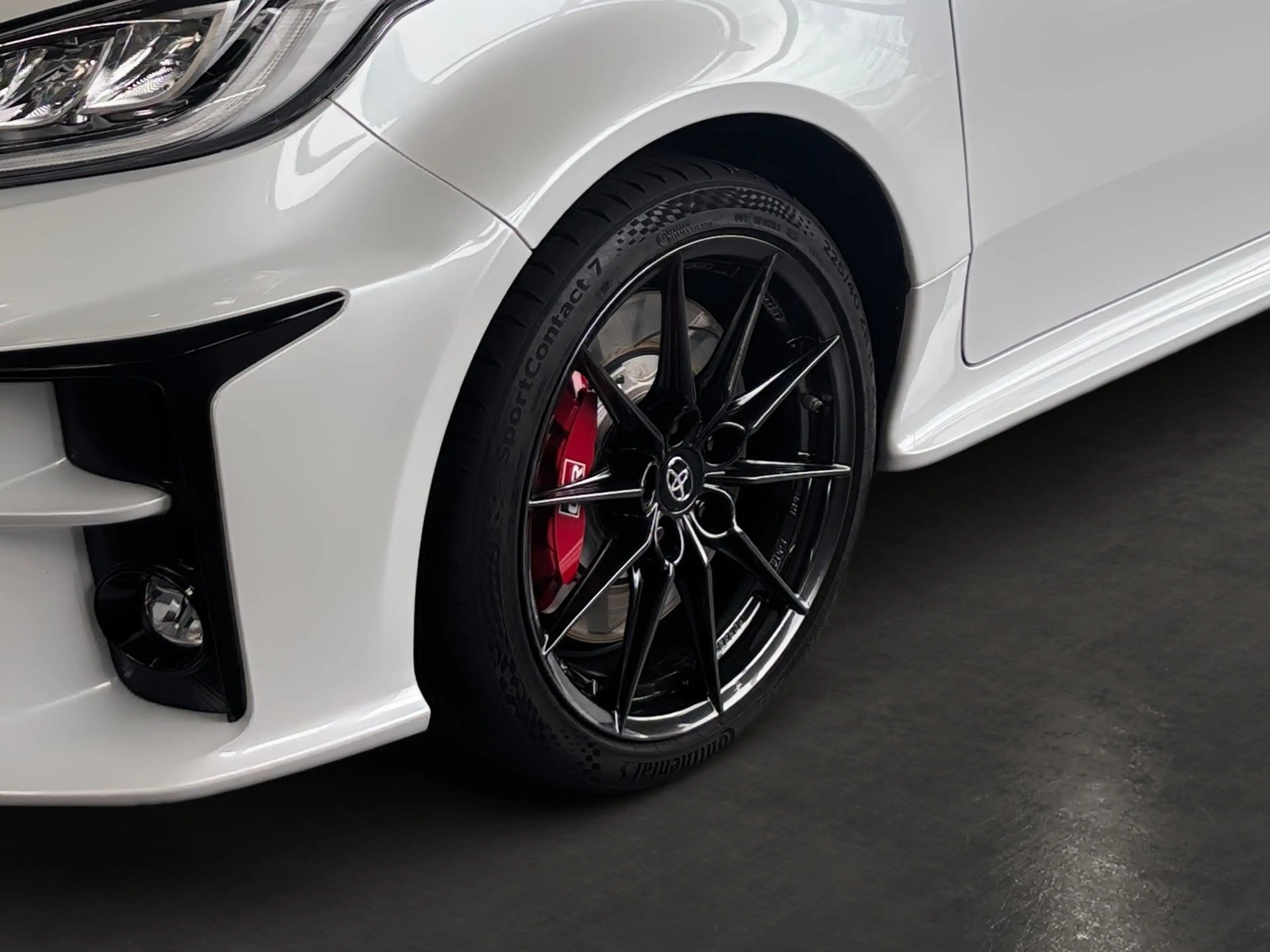 Toyota Yaris GR — photo 6