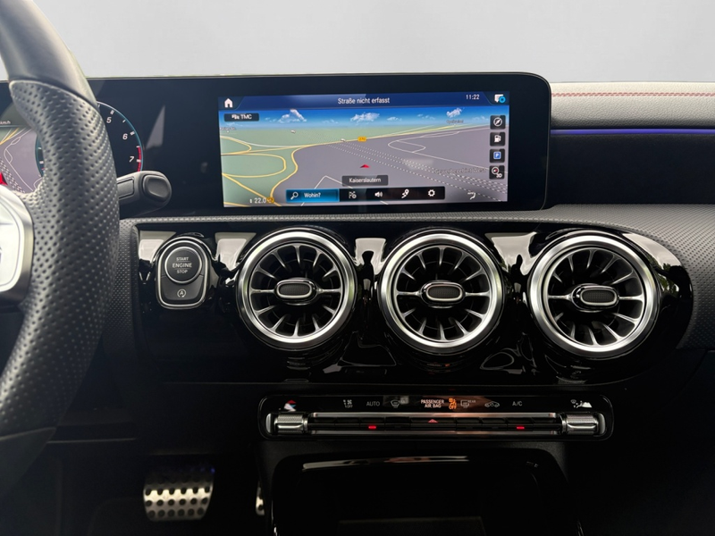 Mercedes-Benz CLA 35 AMG 4M SB LED|AMBI|PANO|TEMP|SHZ|KAM|MBUX — photo 12