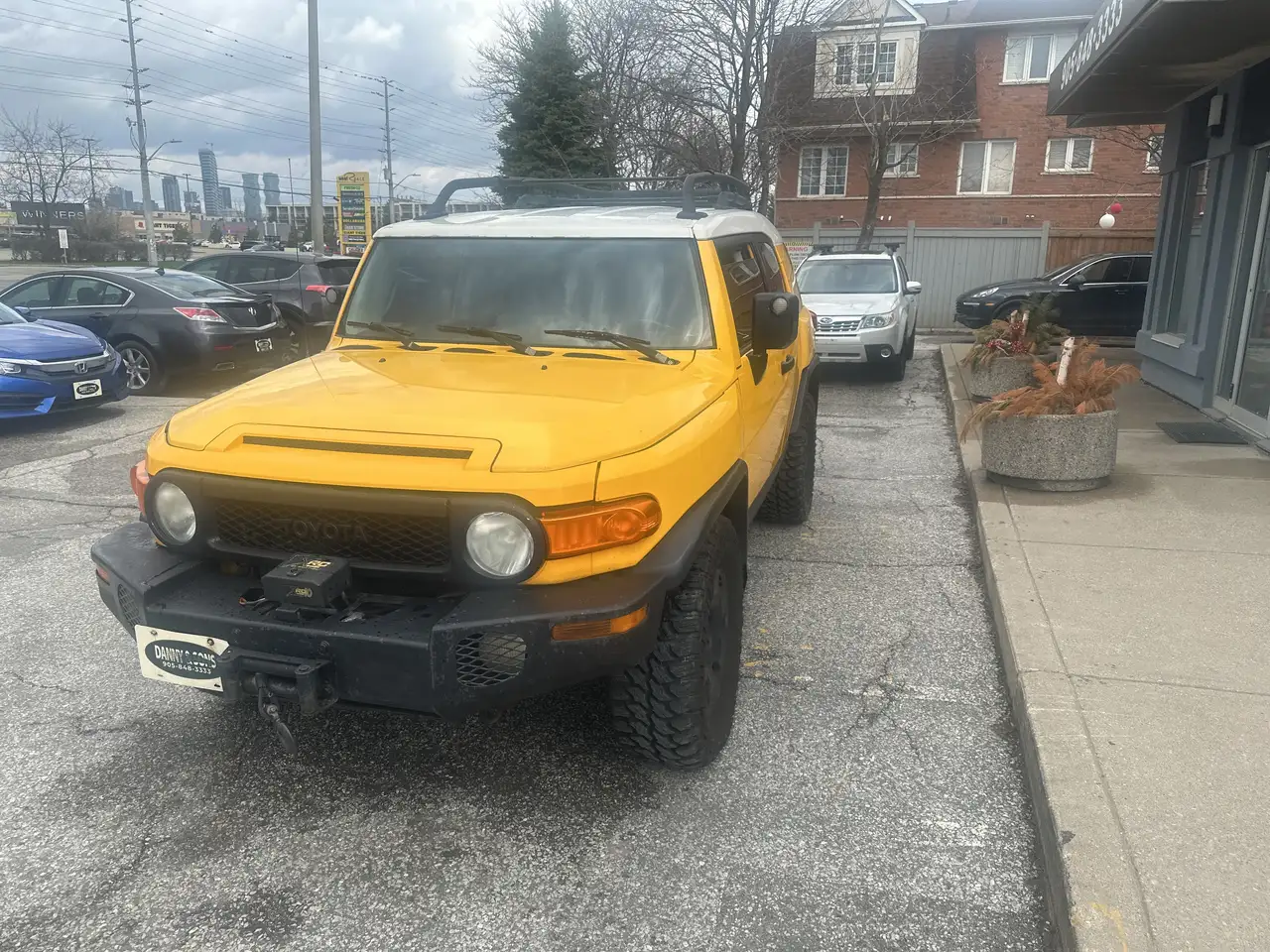 Toyota FJ Cruiser снимка Toyota FJ Cruiser