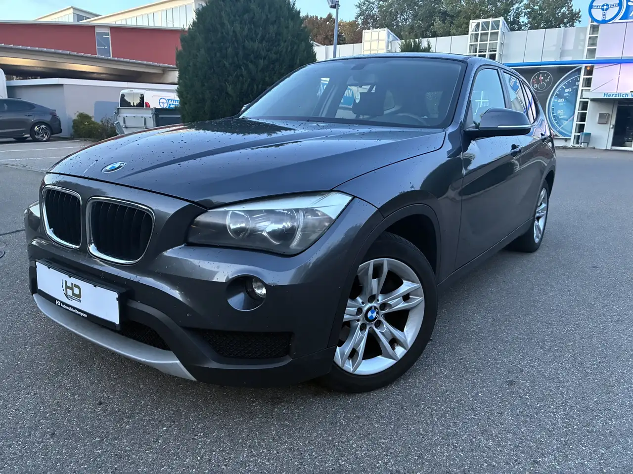 BMW X1 xDrive 18 d *Allrad/AHK/8 fach* — photo 1 of 12
