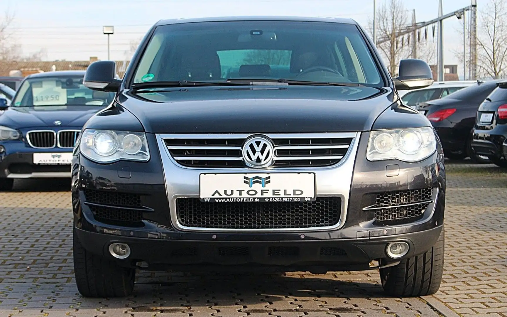 Volkswagen Touareg 3.0 V6 TDI/SHEFT/LEDER/LUFTFEDERUNG/AHK/ Schwarz - 2