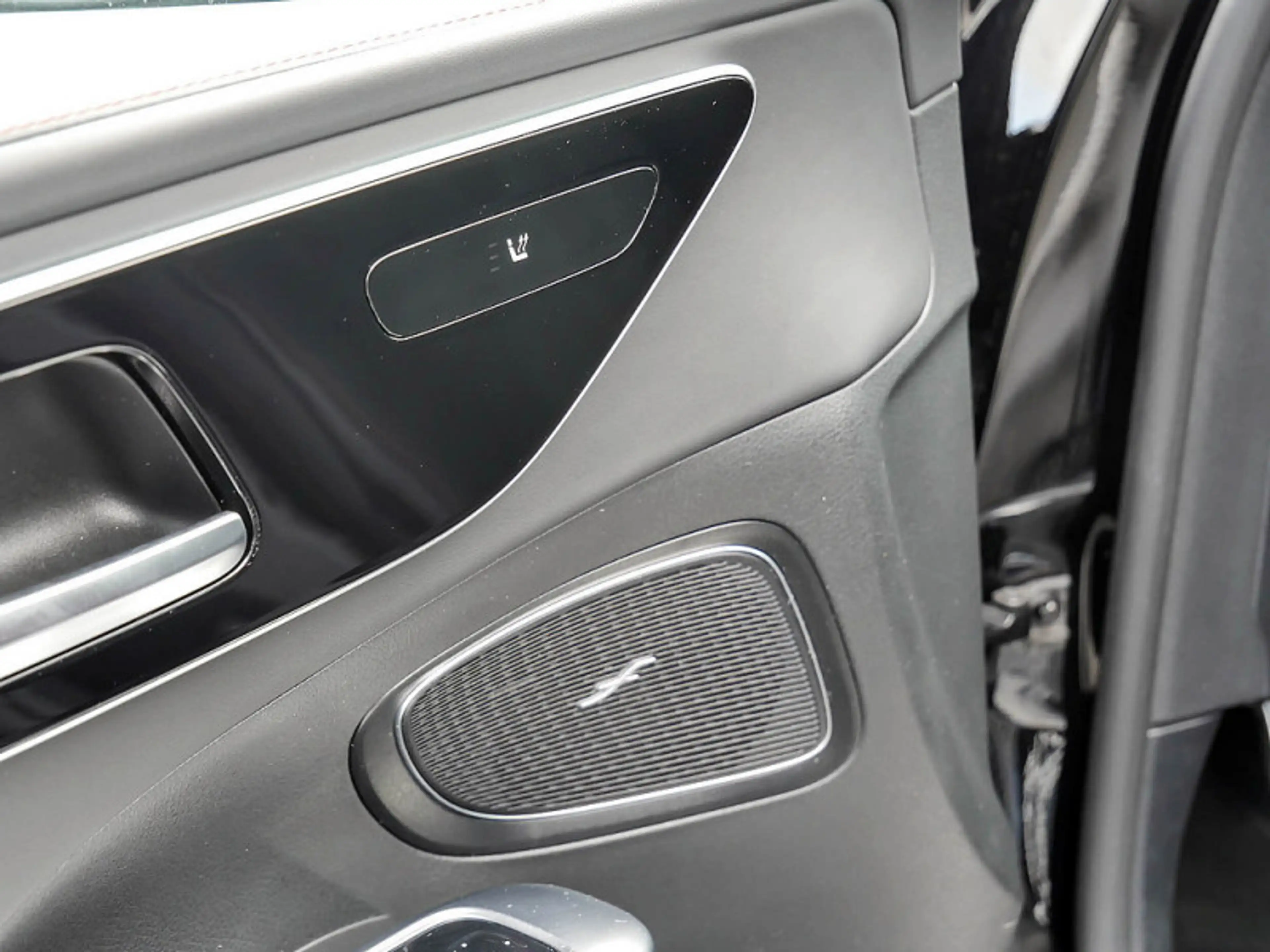 Mercedes-Benz C 43 AMG C 43 T AMG 4M AMG 360 AHK DISTR KAMERA PANO SPUR — photo 15