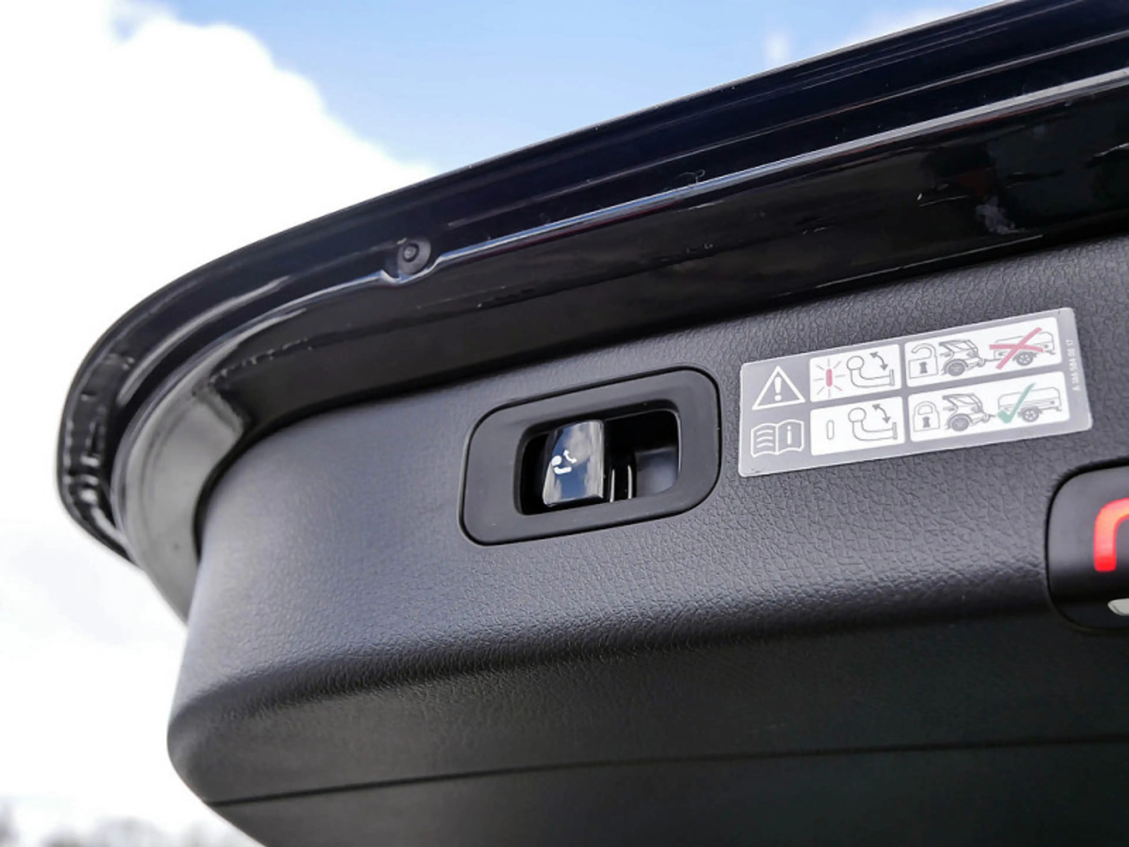 Mercedes-Benz C 43 AMG C 43 T AMG 4M AMG 360 AHK DISTR KAMERA PANO SPUR — photo 13