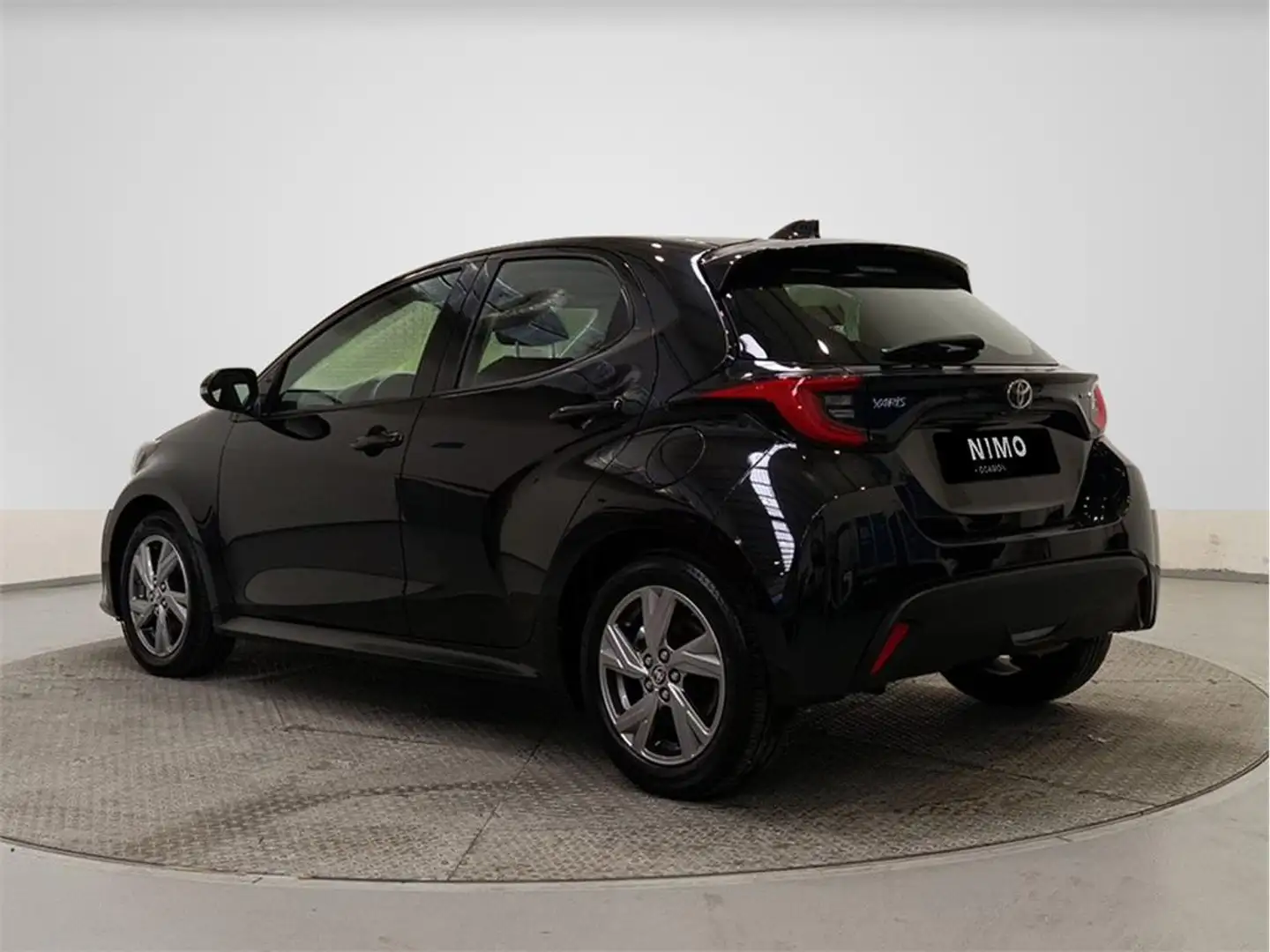 Toyota Yaris 120H 1.5 Active Plus - 2