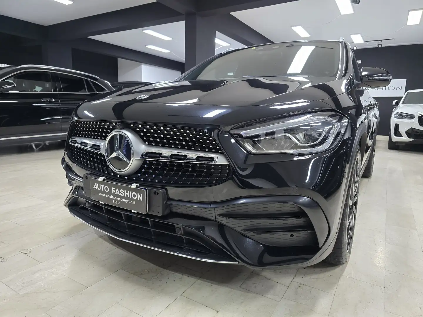 Mercedes-Benz GLA 200 GLA-H247 2020 d Premium auto (Head up) Nero - 2