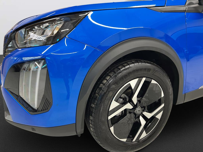 Peugeot 2008 1.2 PureTech 130 Allure — photo 8
