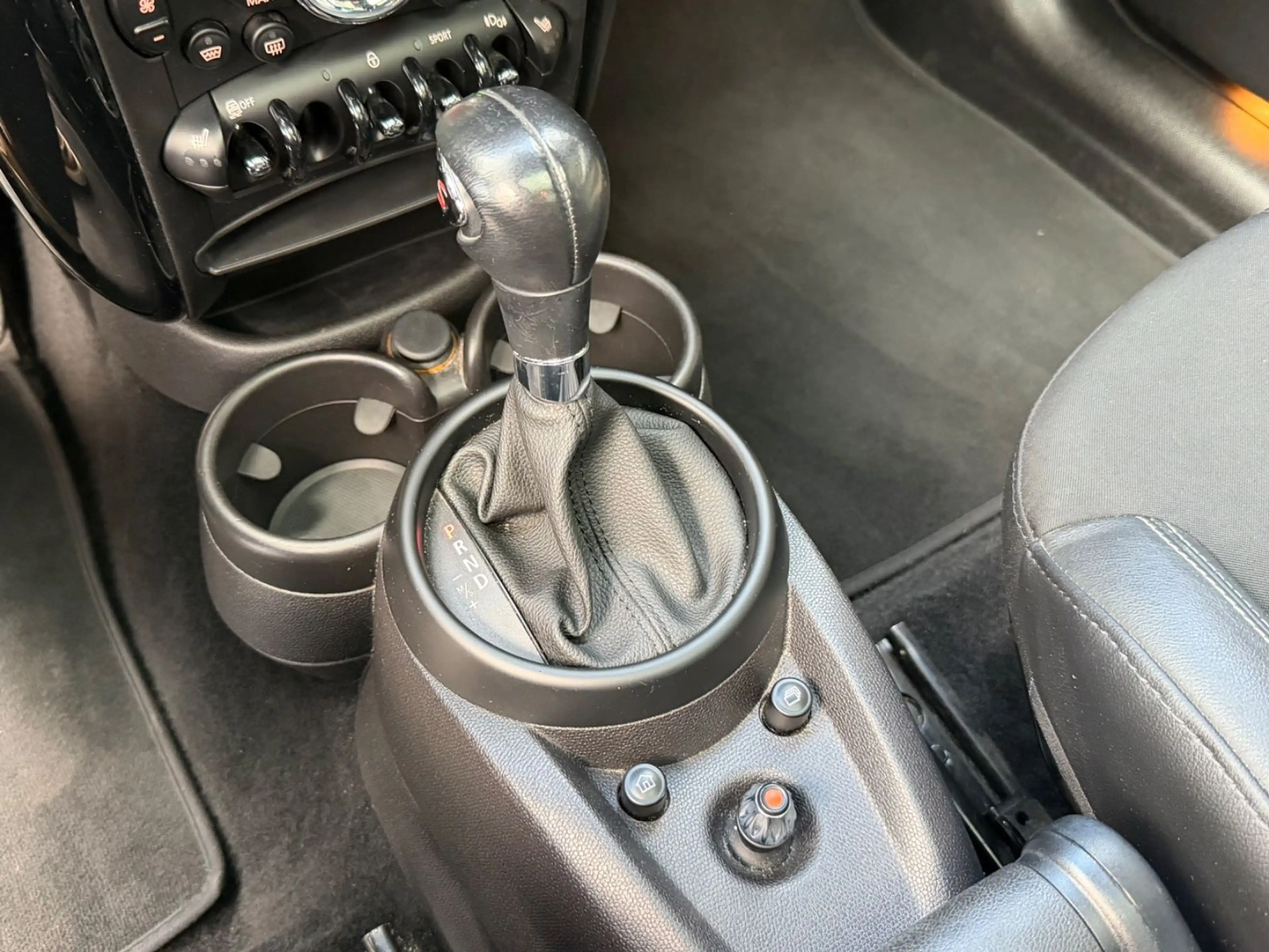 MINI Cooper SD Countryman COOPER_SD Countryman Cooper SD All4 — photo 13