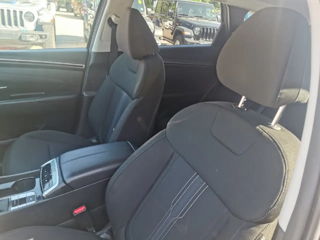 Hyundai TUCSON photo Hyundai TUCSON