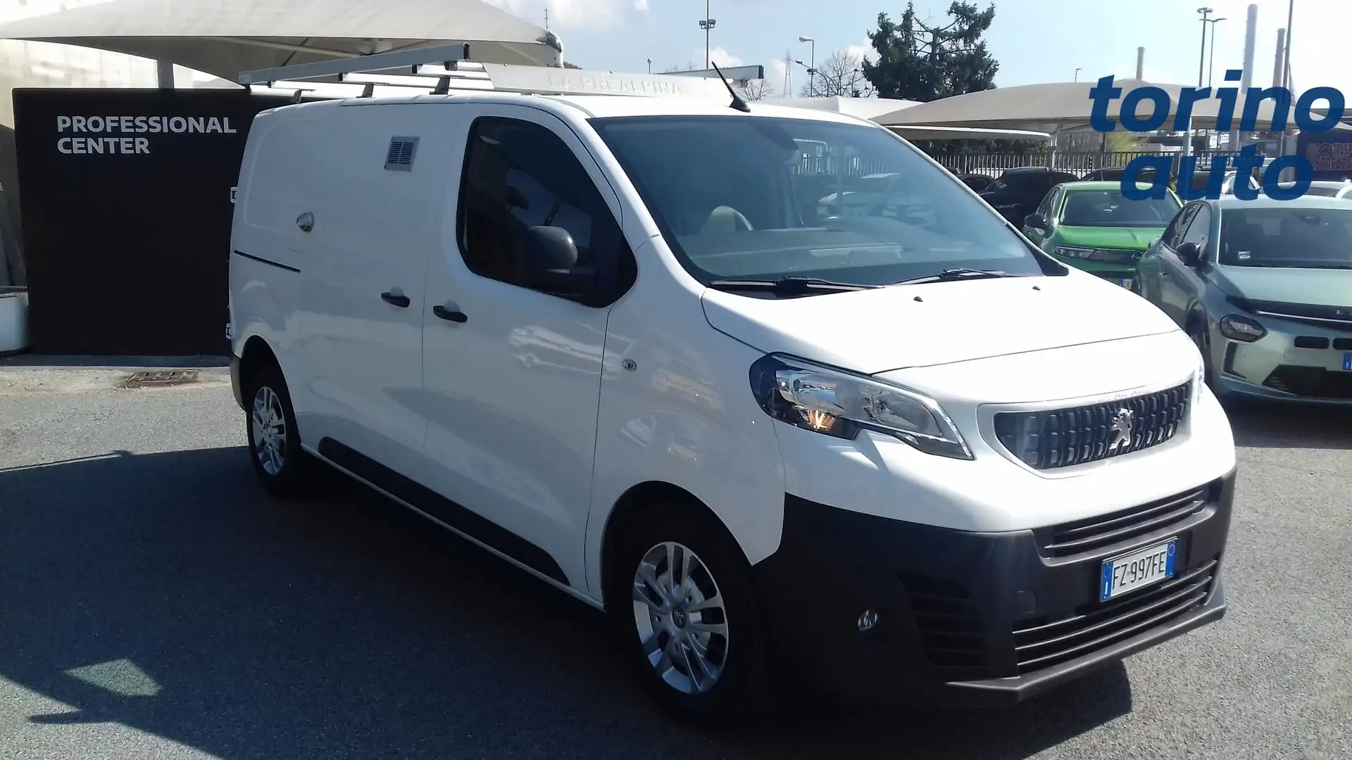 Peugeot Expert EXPERT L2H1 3 POSTI 2.0BLUEHDI 120CV Blanco - 1