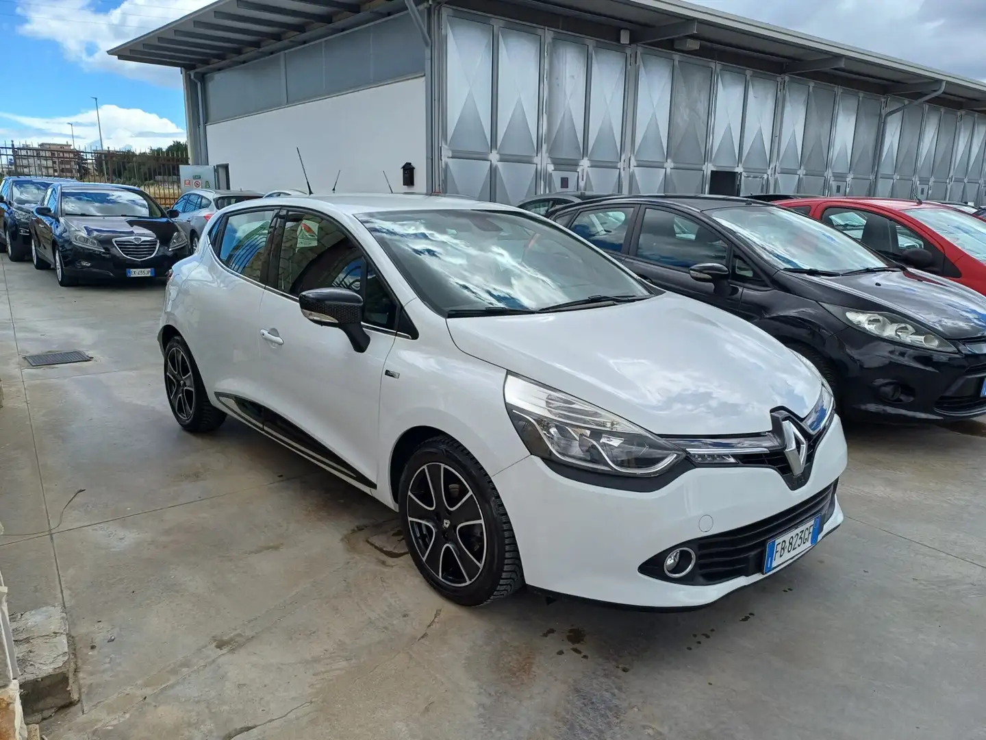 Renault Clio 1.5 dCi 8V 90CV Start&Stop 5 porte Energy Blanc - 2