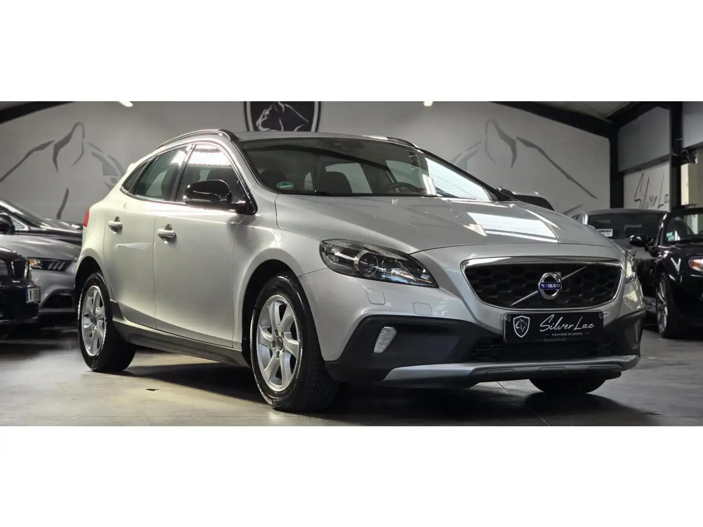 Volvo V40 T4 1.6 TURBO 180 SUMMUM BVA / 1 ERE MAIN / HISTORIQUE COMPLET / FAIBLE KILOMETRAGE Gris - 1