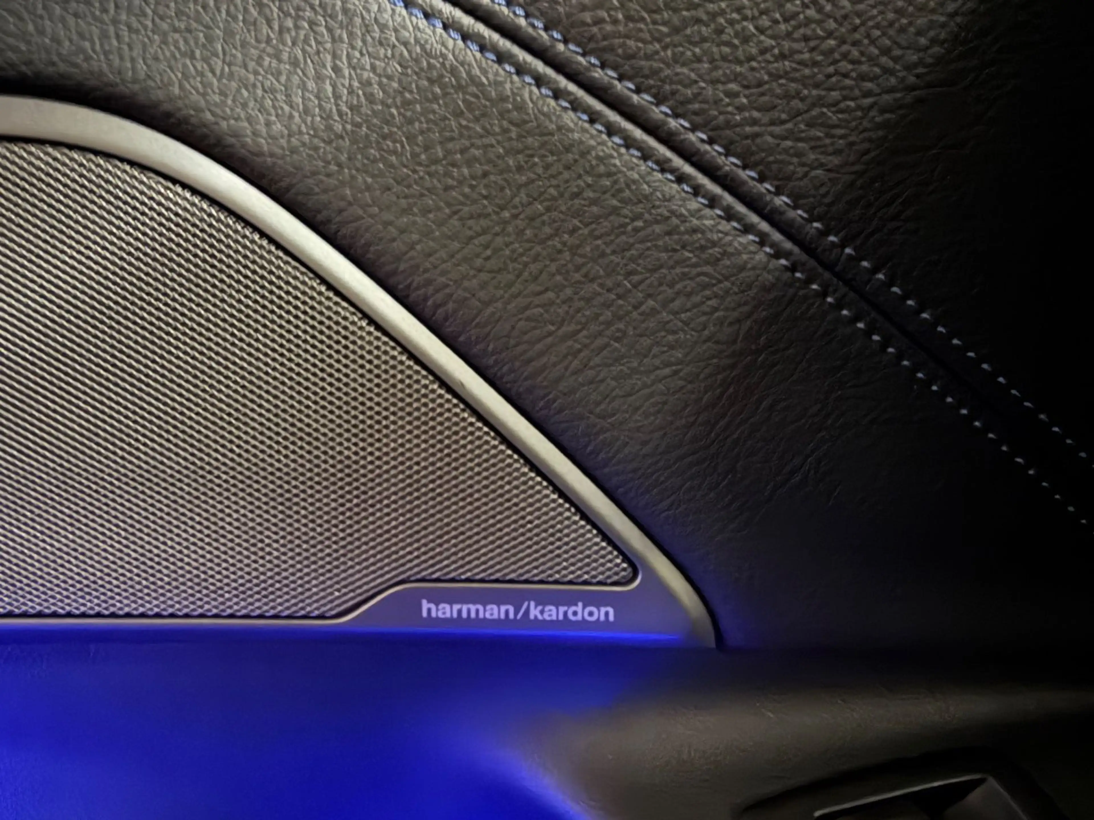 BMW 530 d xDrive Touring M Sport ACC/AHK/LiveCockpit — photo 16
