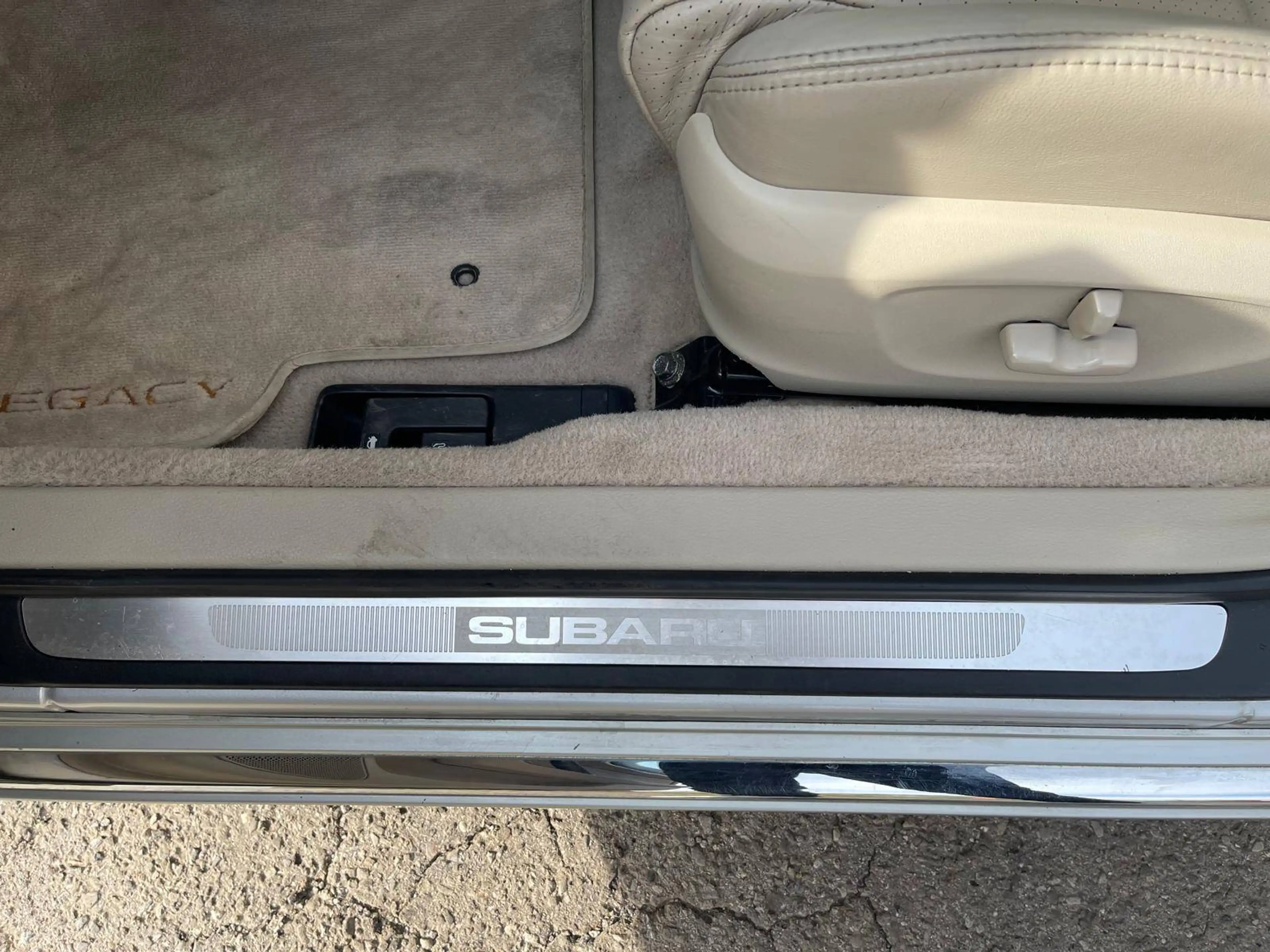 Subaru Legacy Legacy Kombi 3.0 4WD — photo 8