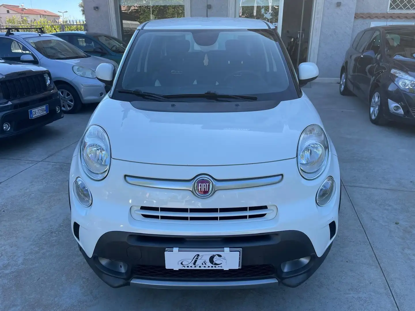 Fiat 500L 1.3 Multijet 85 CV Trekking Blanco - 2