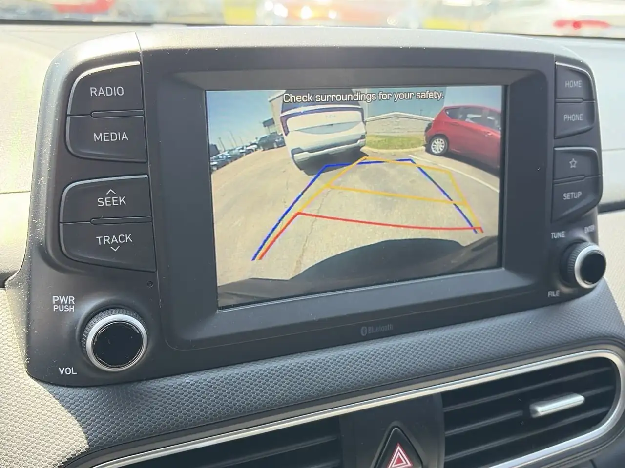 Hyundai KONA снимка Hyundai KONA